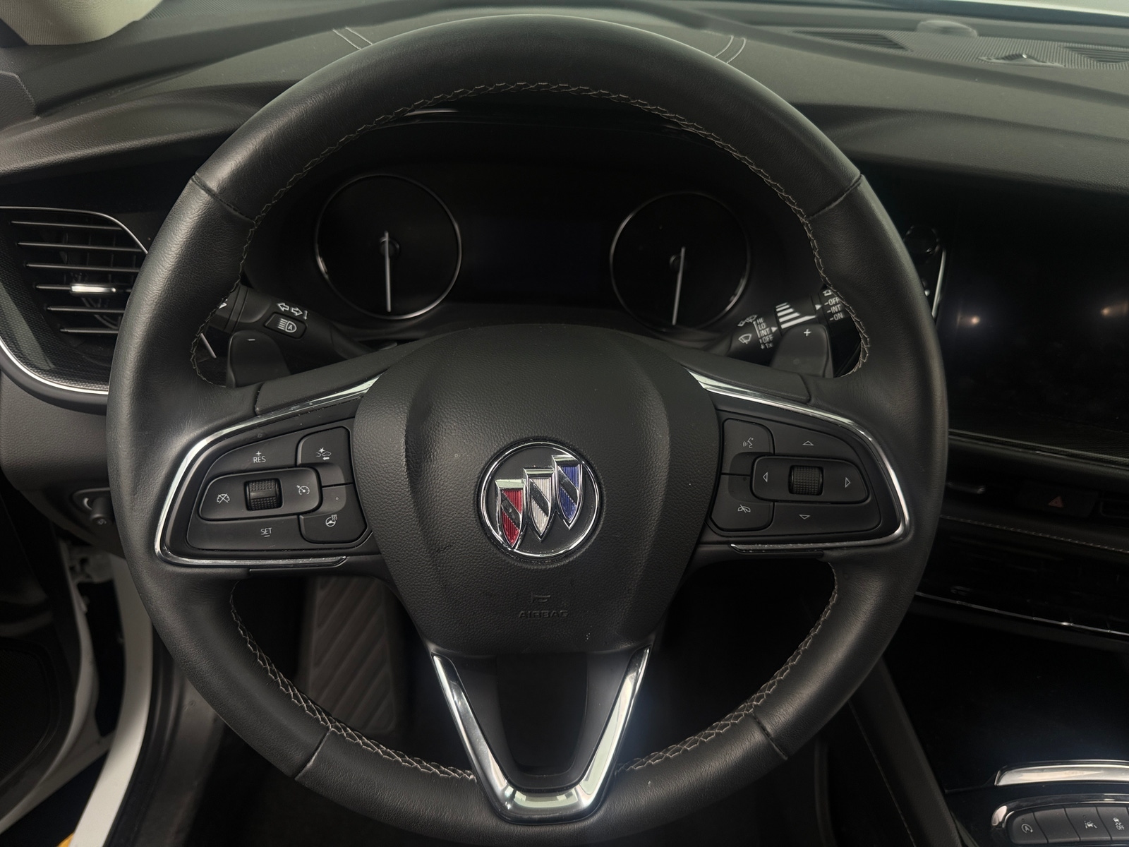 Thumbnail: 2022 Buick Envision - 5