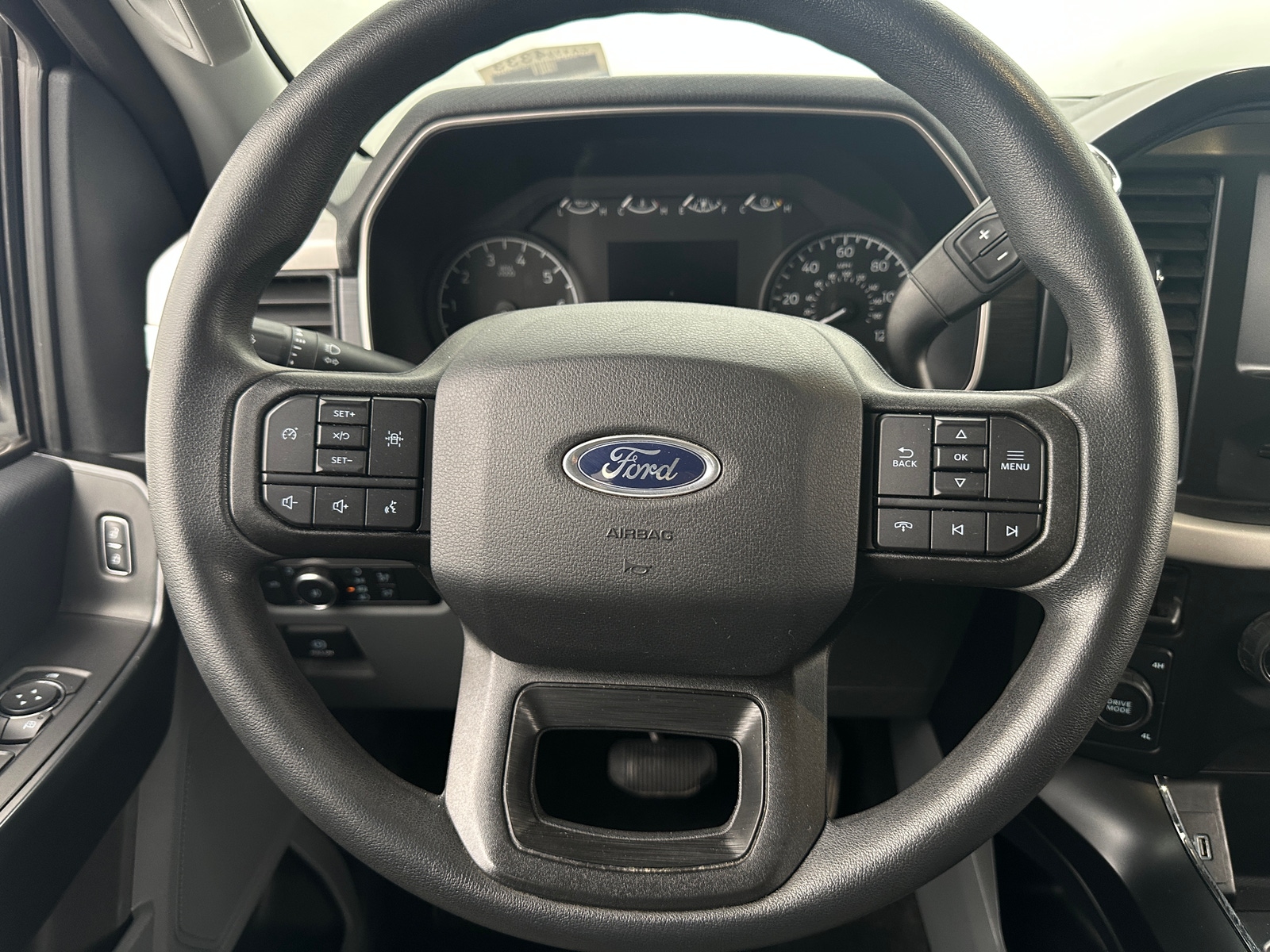Thumbnail: 2021 Ford Econoline - 5