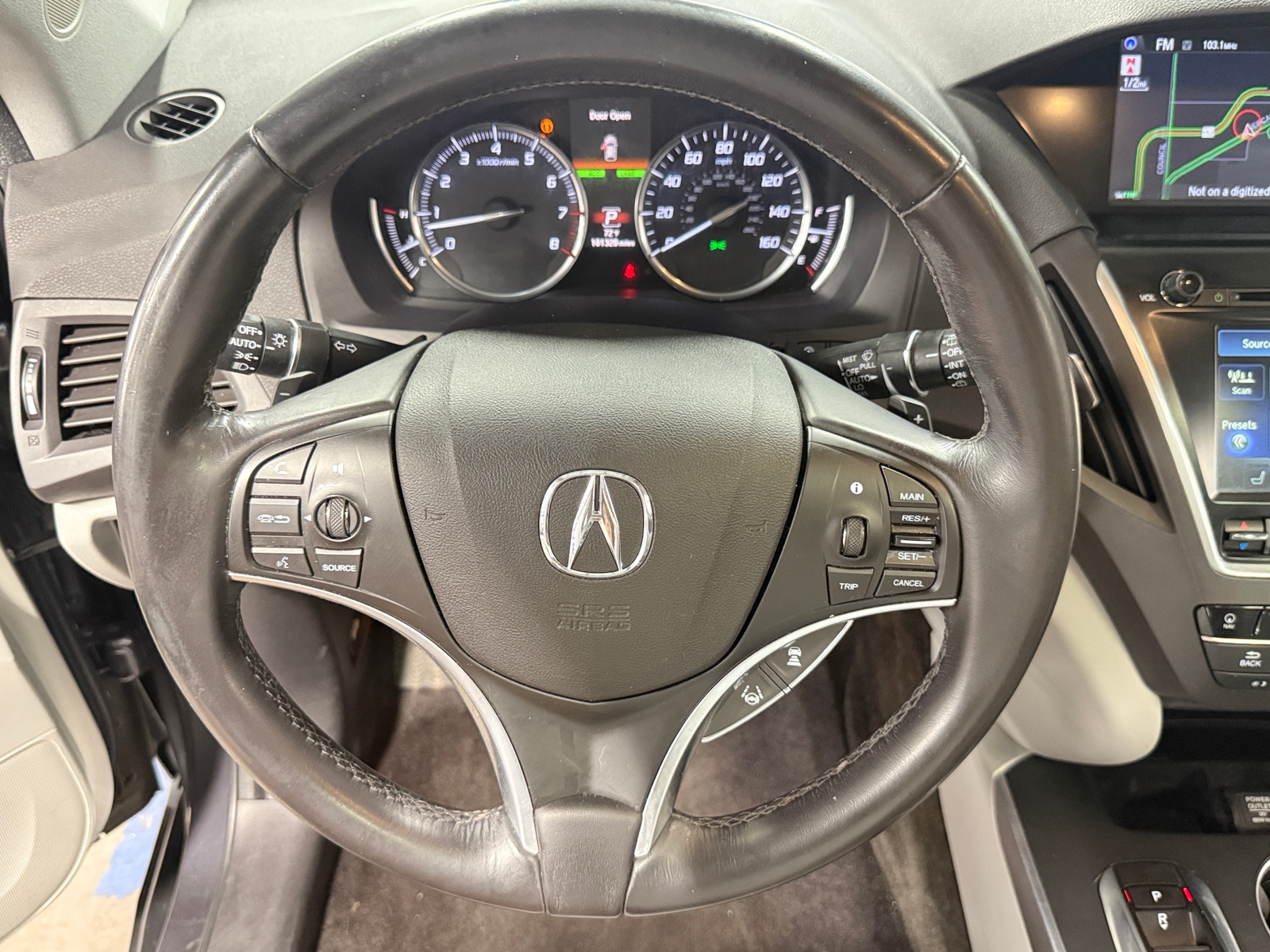 Thumbnail: 2017 Acura MDX - 4