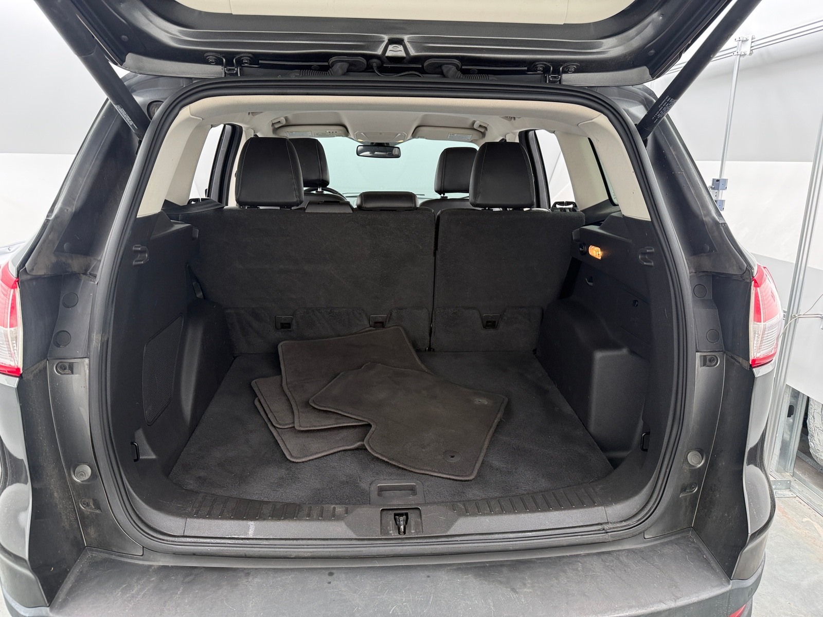 Thumbnail: 2016 Ford Escape - 6