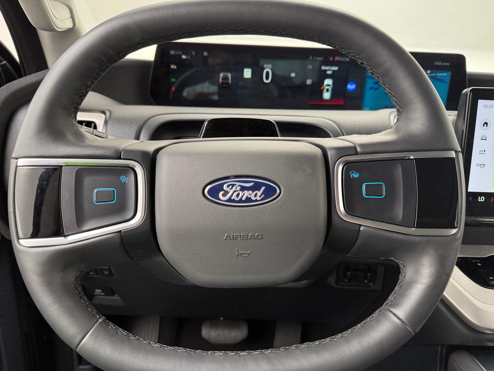Thumbnail: 2025 Ford Expedition MAX - 4