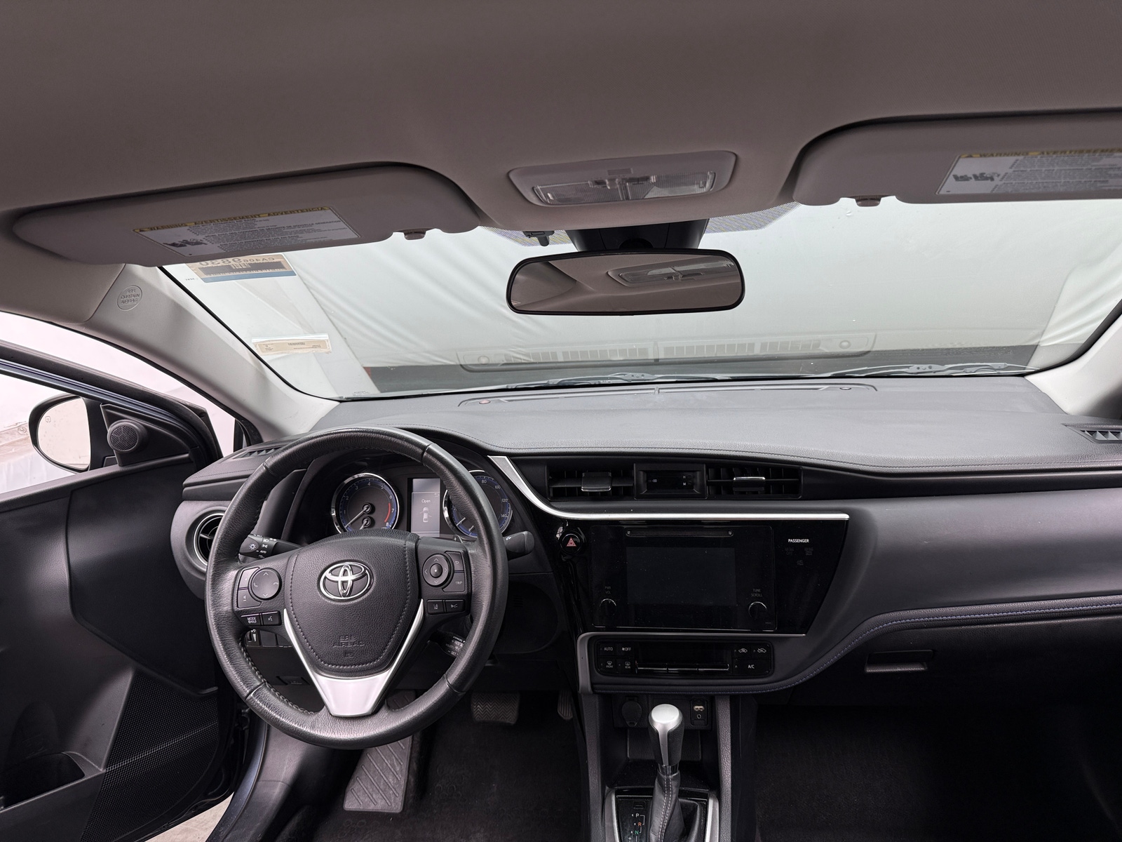 Thumbnail: 2017 Toyota Corolla - 3