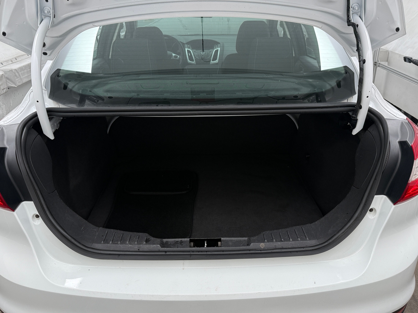 Thumbnail: 2014 Ford Focus - 7