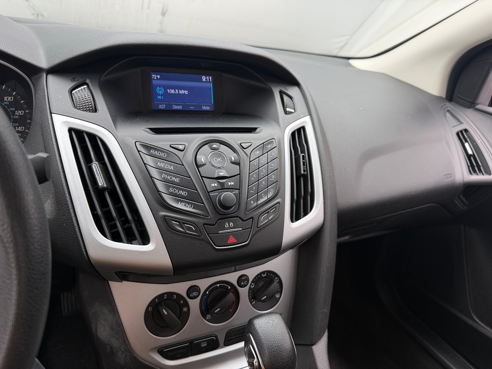Thumbnail: 2014 Ford Focus - 4