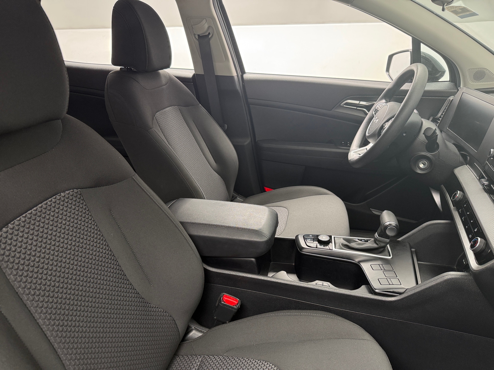 Thumbnail: 2025 Kia Sportage - 2