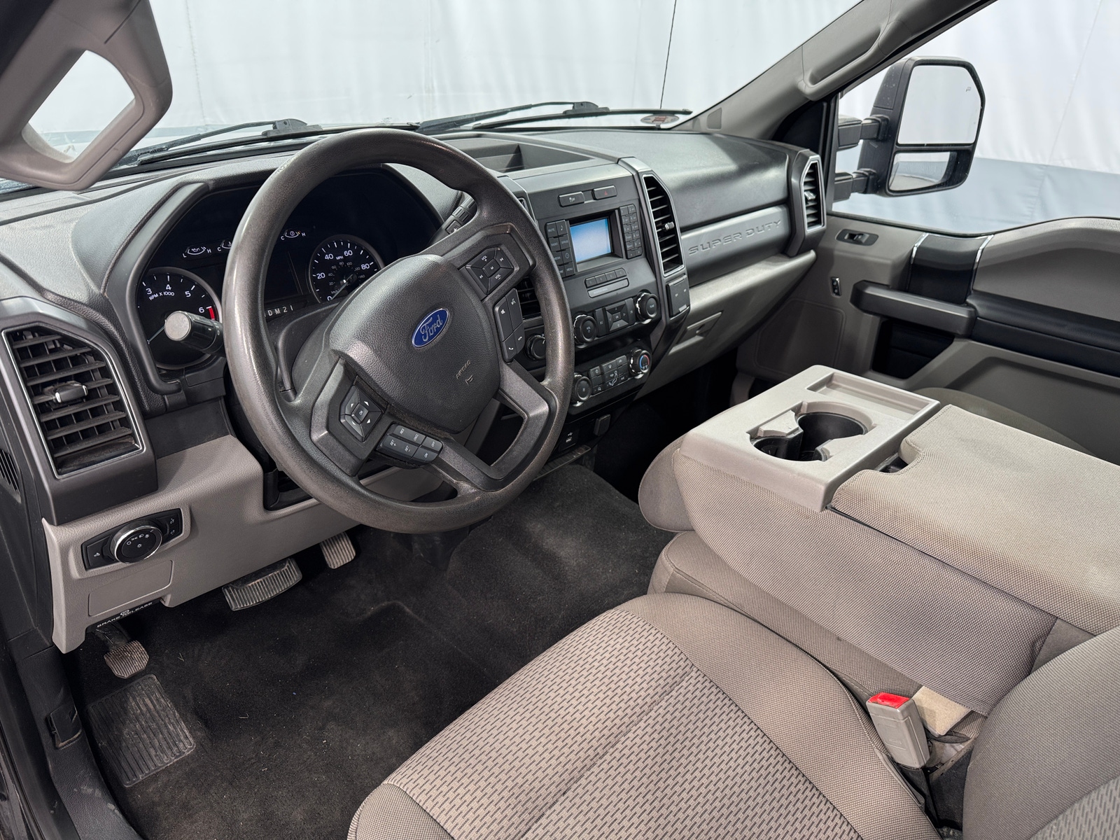 Thumbnail: 2019 Ford Econoline - 3