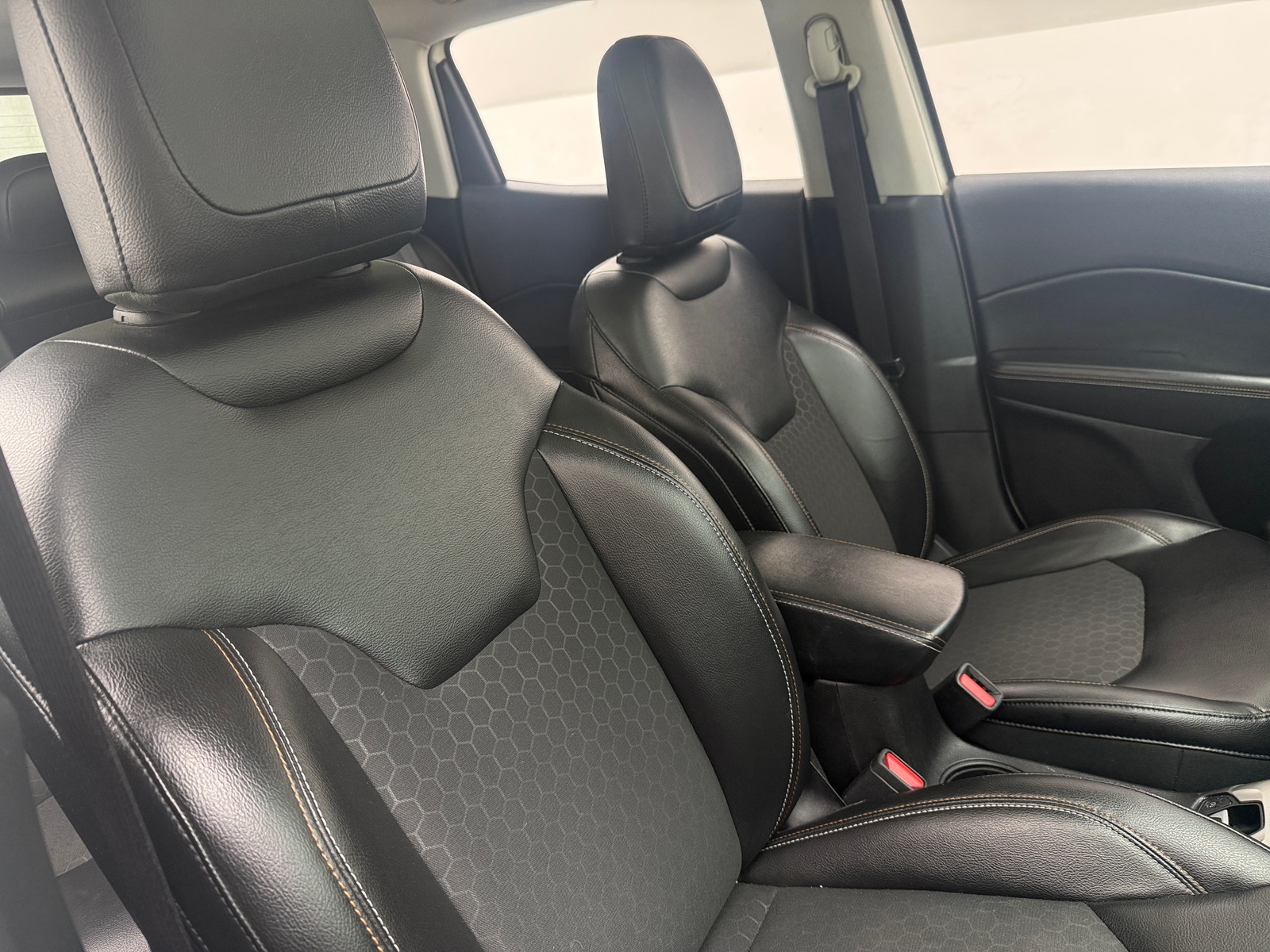Thumbnail: 2018 Jeep Compass - 2