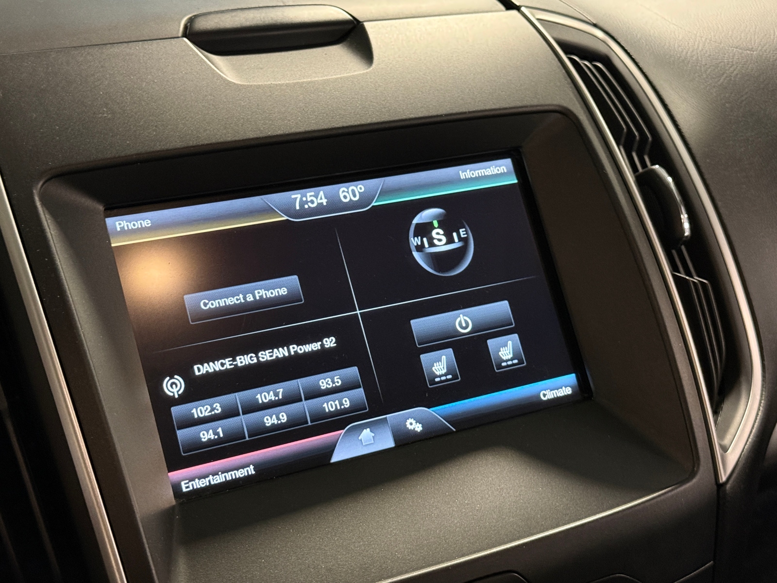 Thumbnail: 2015 Ford Edge - 4