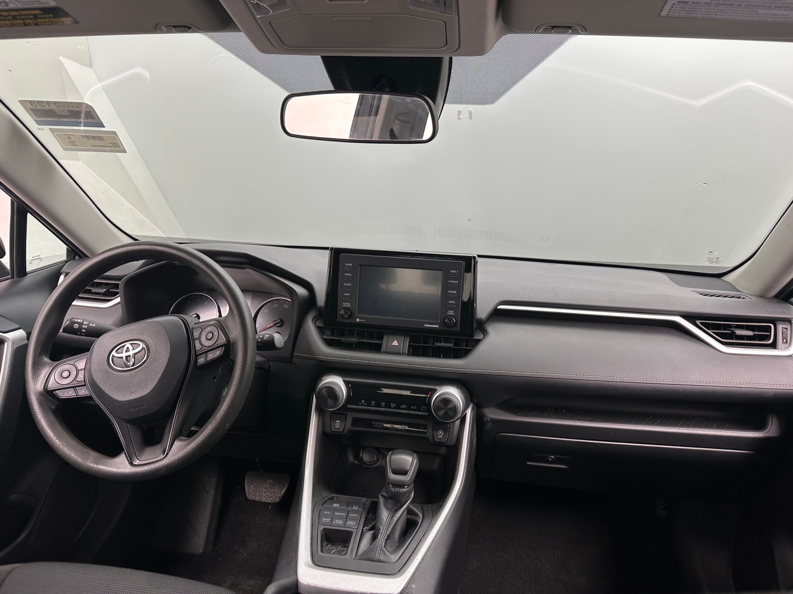Thumbnail: 2022 Toyota RAV4 - 3