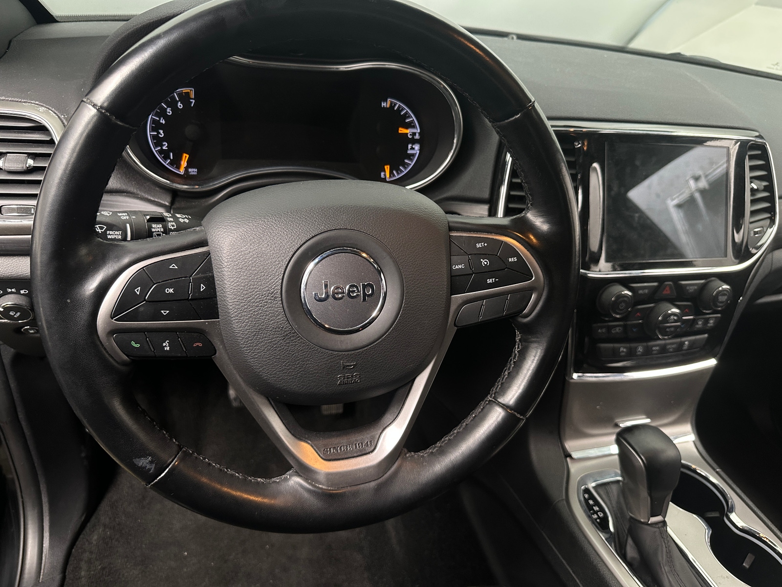 Thumbnail: 2022 Jeep Grand Cherokee - 5