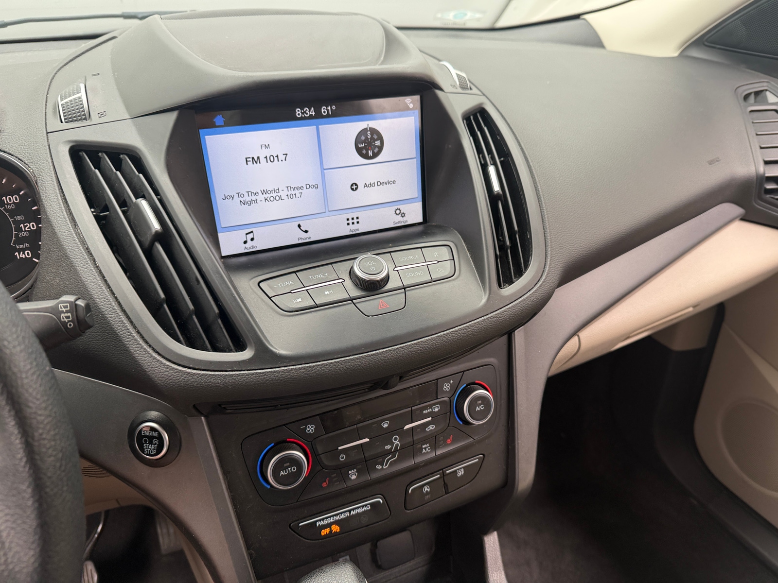 Thumbnail: 2019 Ford Escape - 4