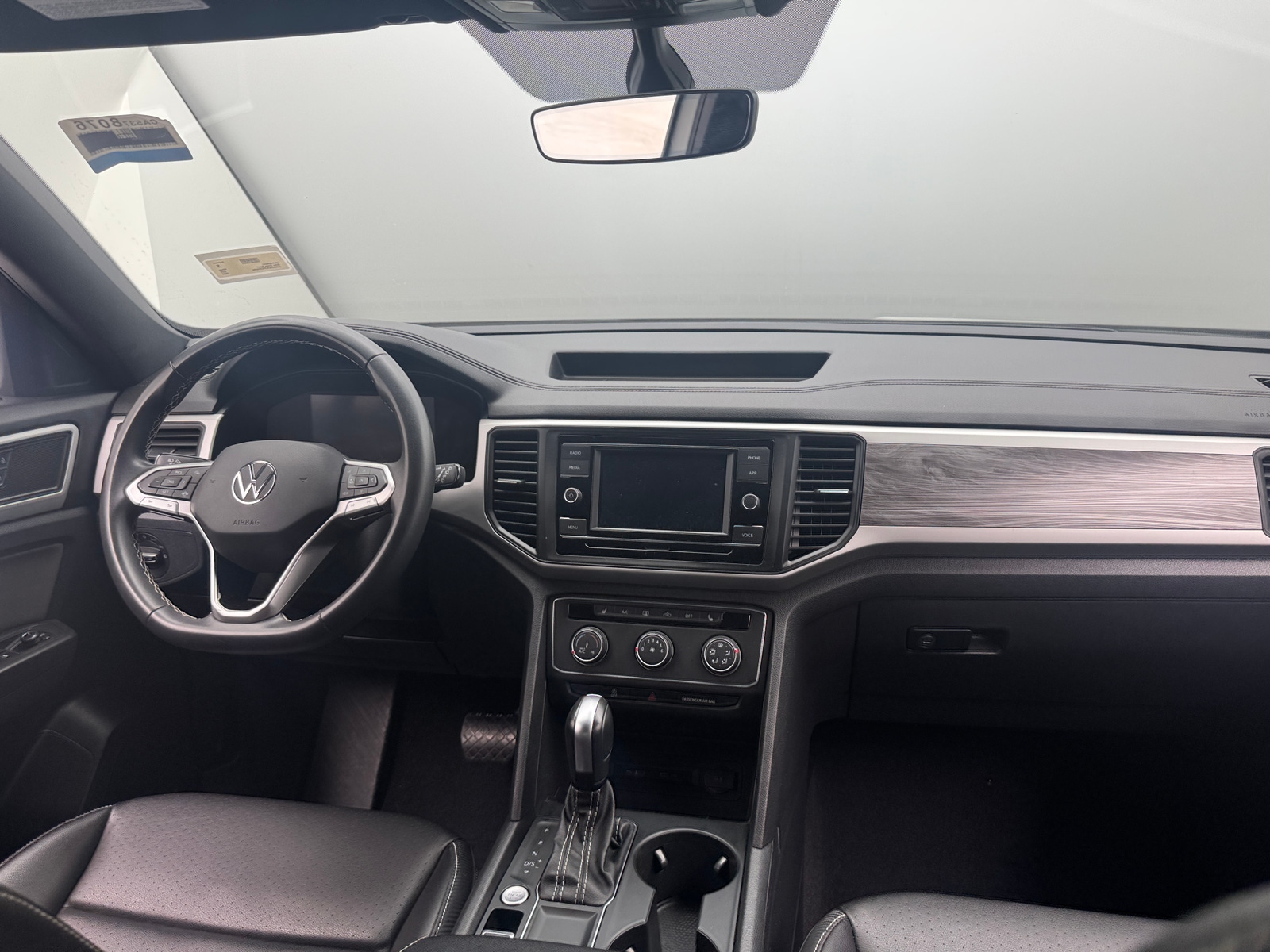 Thumbnail: 2023 Volkswagen Atlas - 2