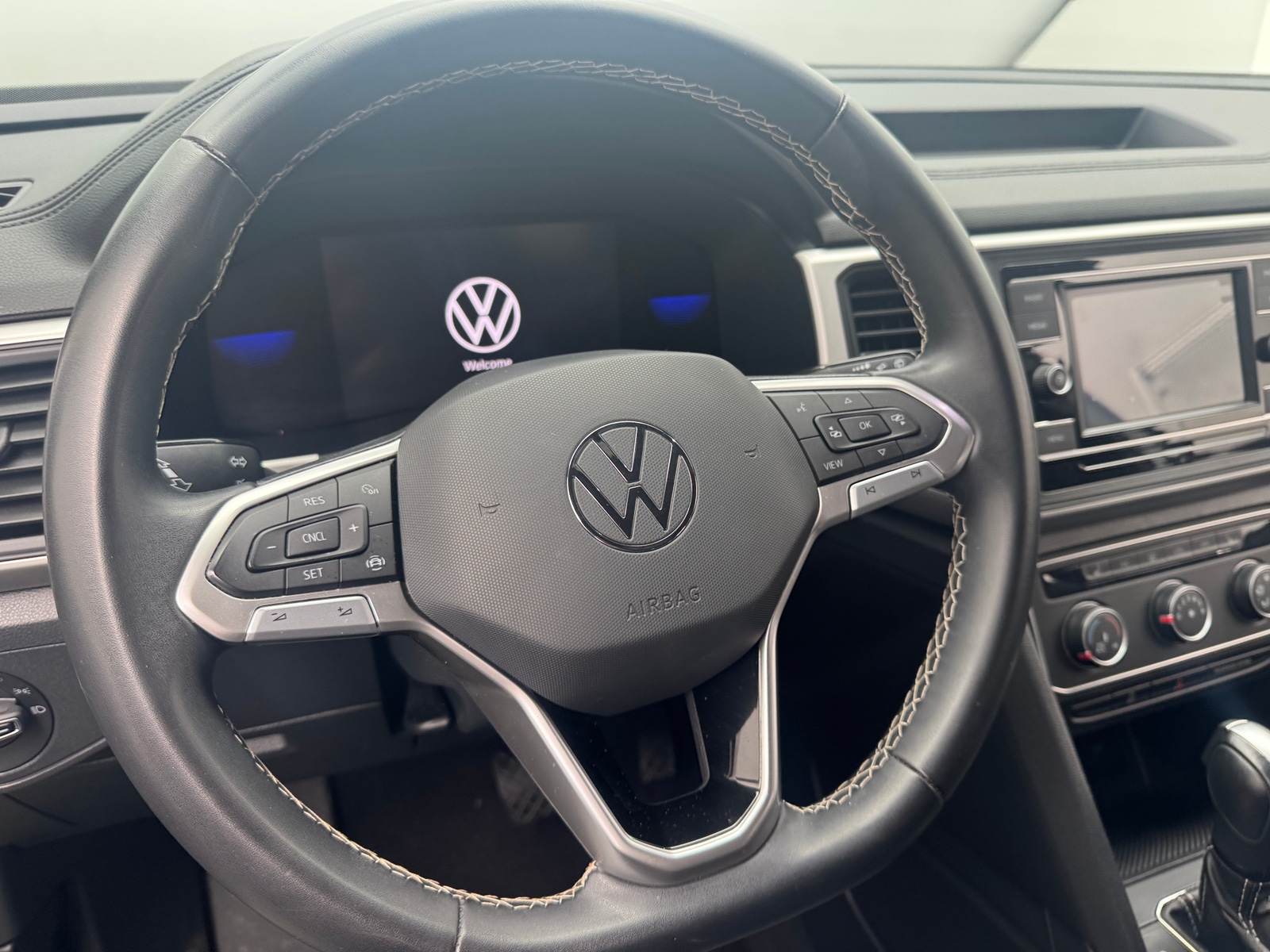 Thumbnail: 2023 Volkswagen Atlas - 4