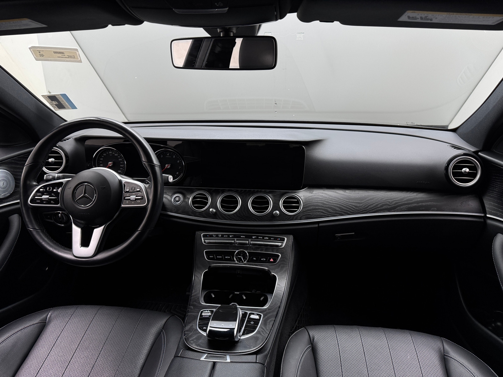 Thumbnail: 2019 Mercedes-Benz E-Class - 2