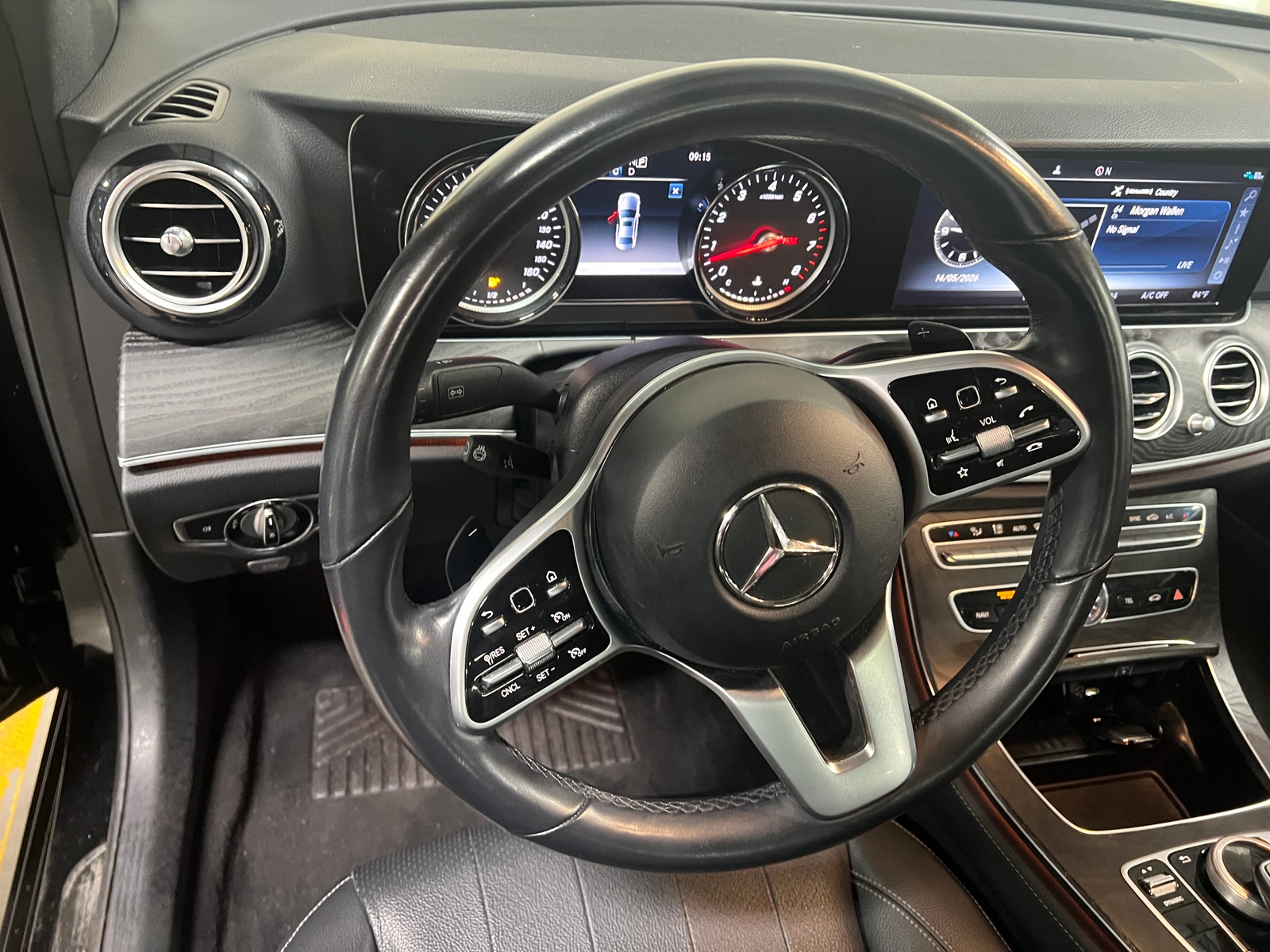 Thumbnail: 2019 Mercedes-Benz E-Class - 4