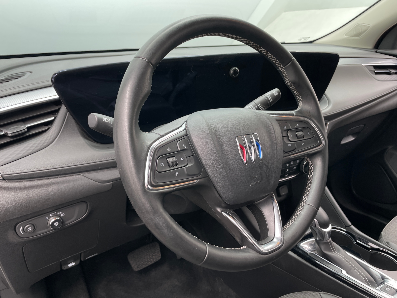 Thumbnail: 2025 Buick Encore GX - 4
