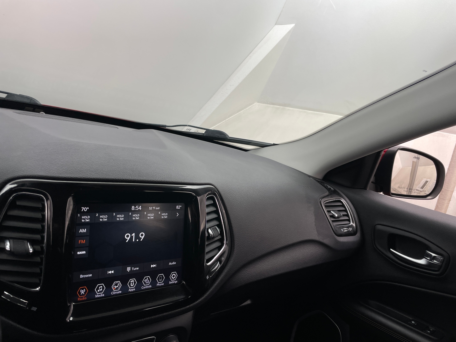 Thumbnail: 2020 Jeep Compass - 3