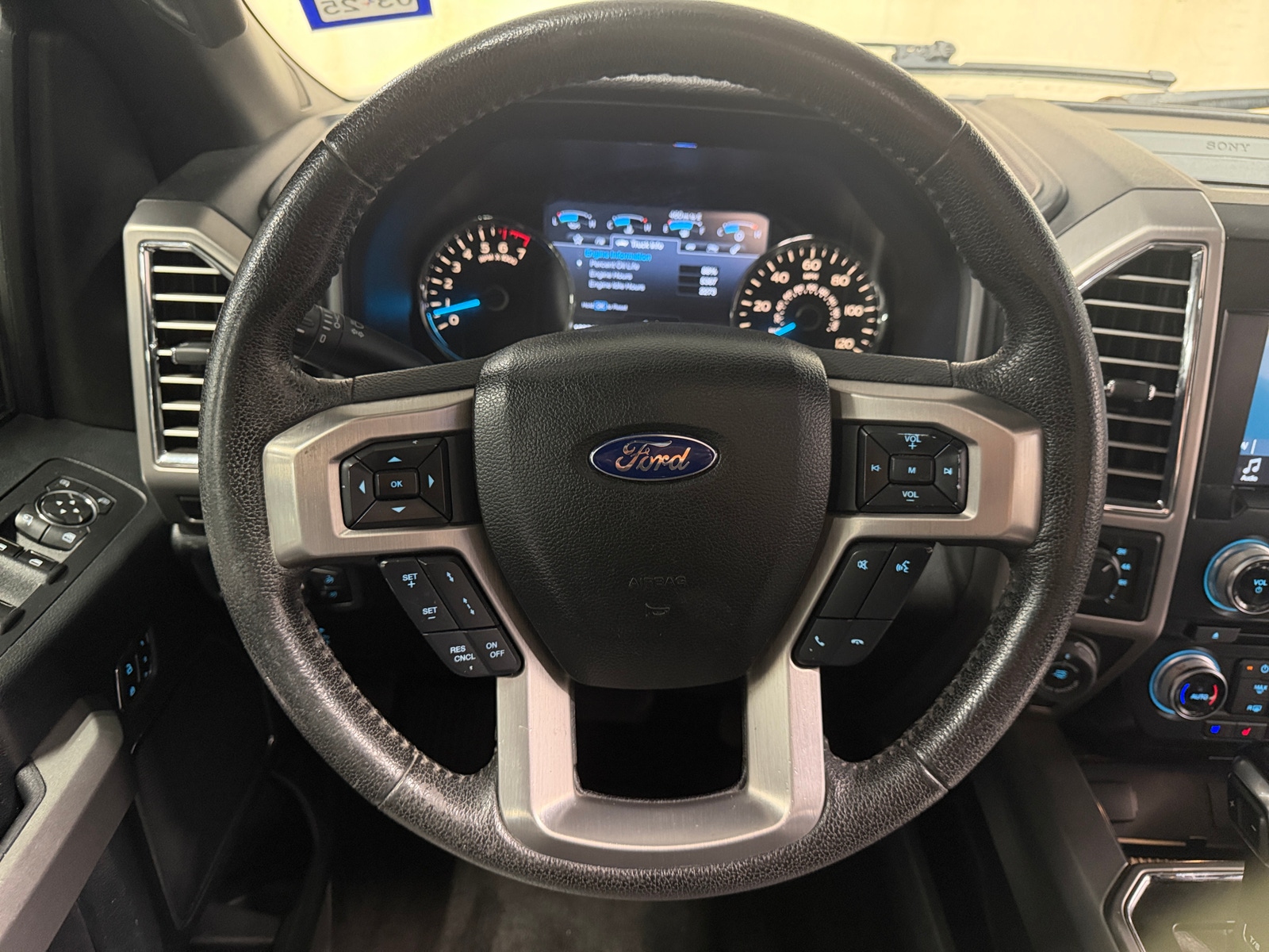 Thumbnail: 2016 Ford Econoline - 4