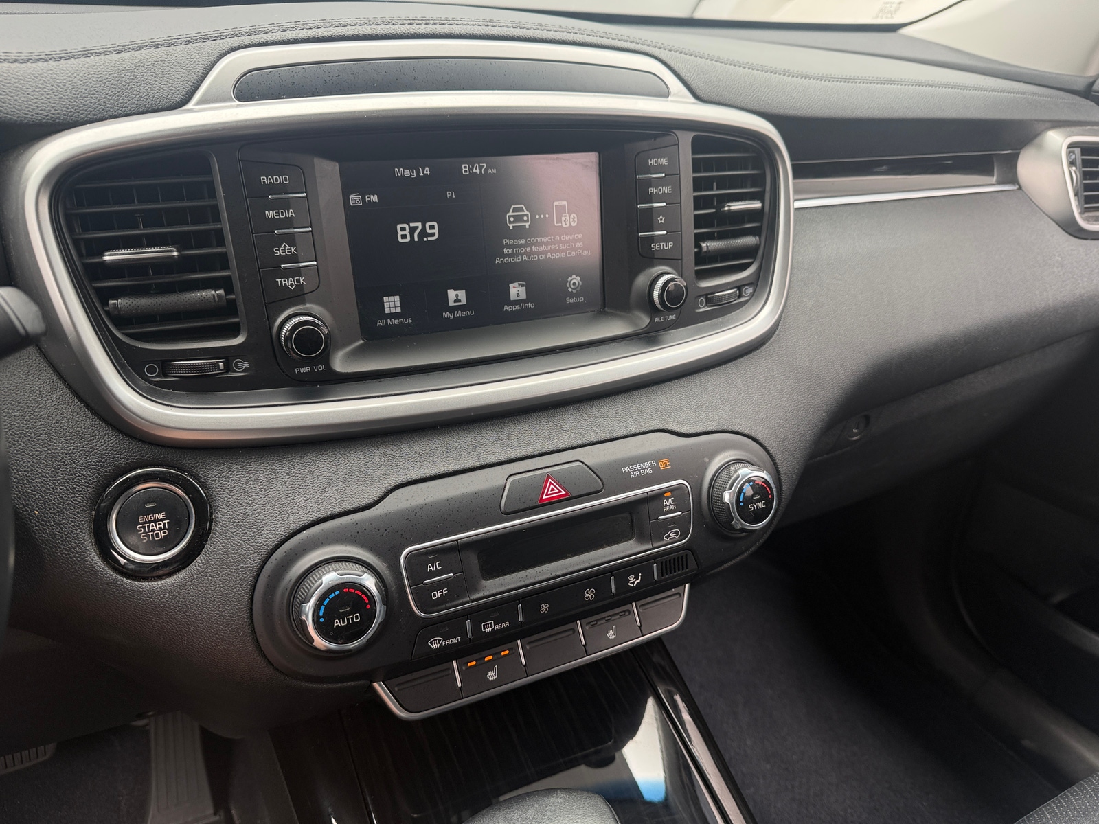 Thumbnail: 2020 Kia Sorento - 3