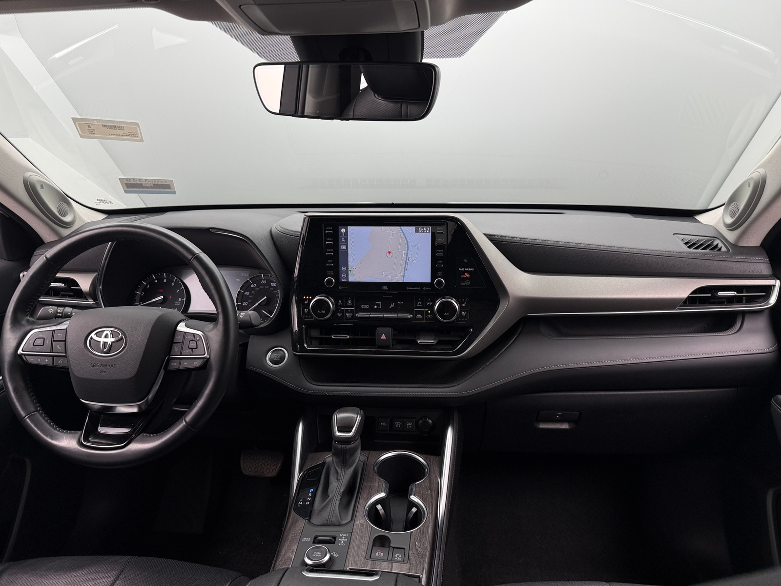 Thumbnail: 2020 Toyota Highlander - 2
