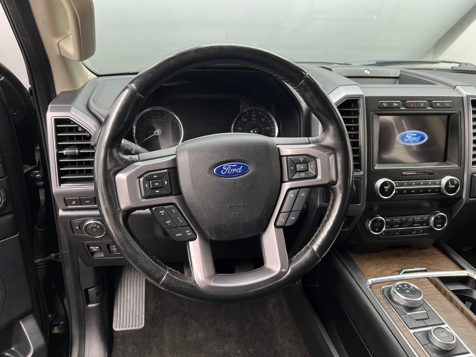 Thumbnail: 2019 Ford Expedition - 4