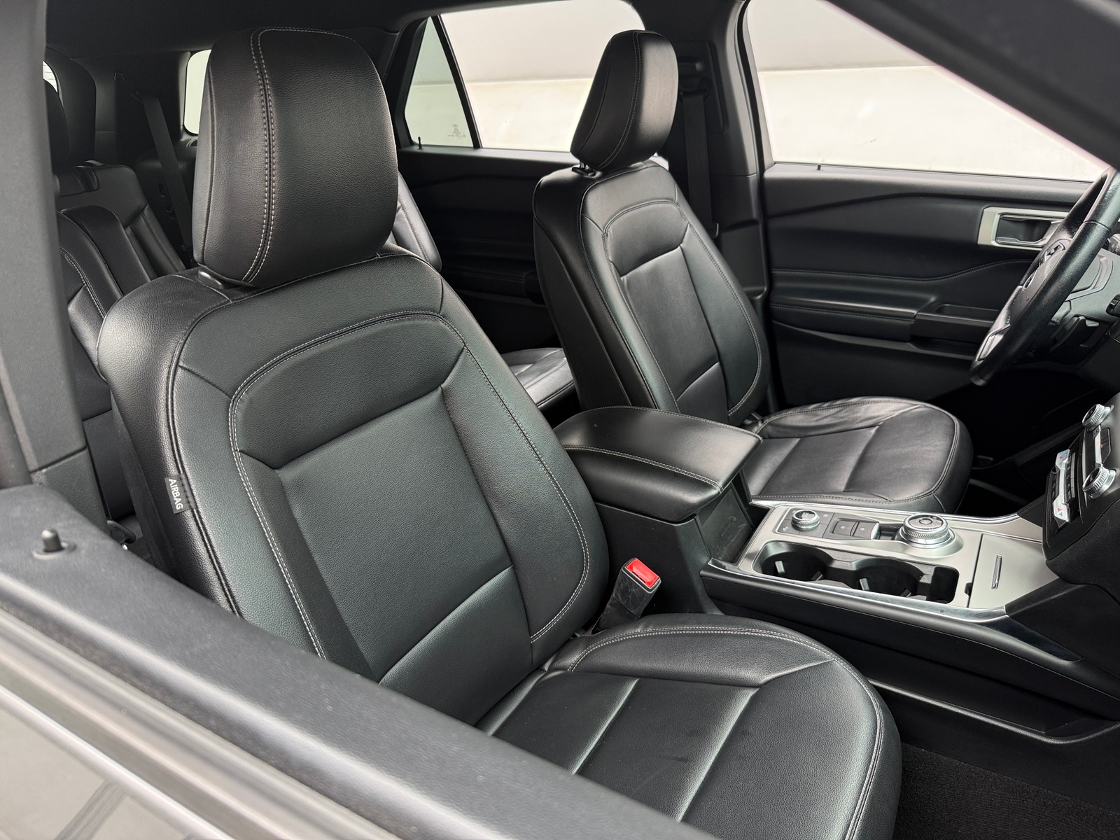 Thumbnail: 2020 Ford Explorer - 2