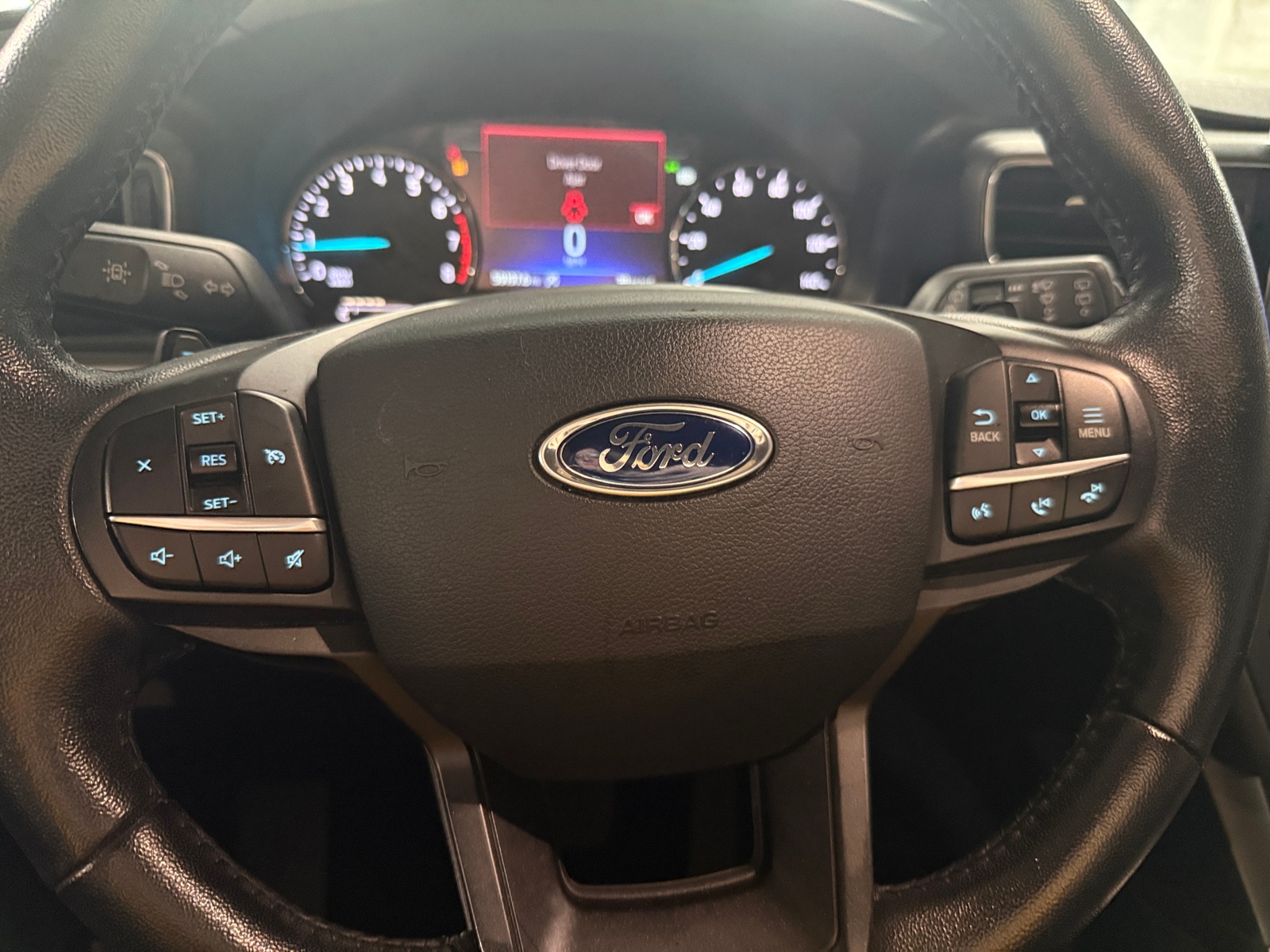 Thumbnail: 2020 Ford Explorer - 5