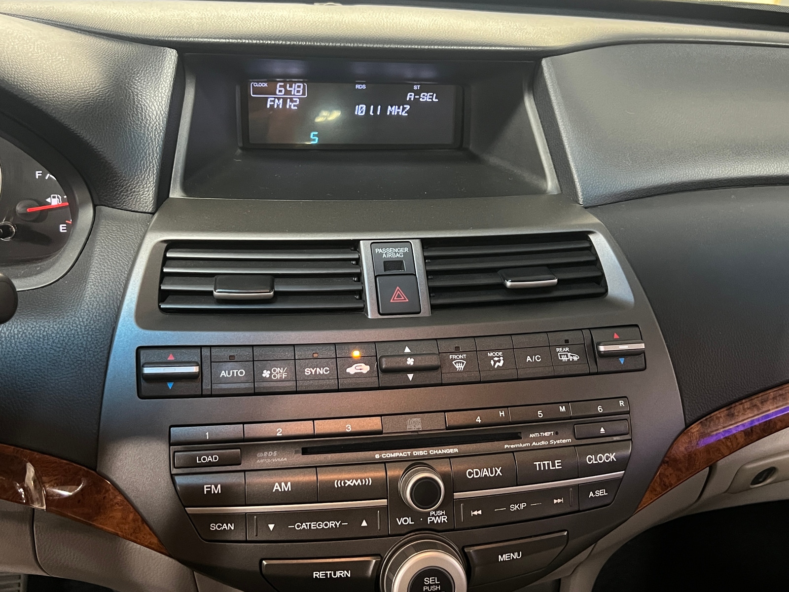 Thumbnail: 2012 Honda Accord - 3