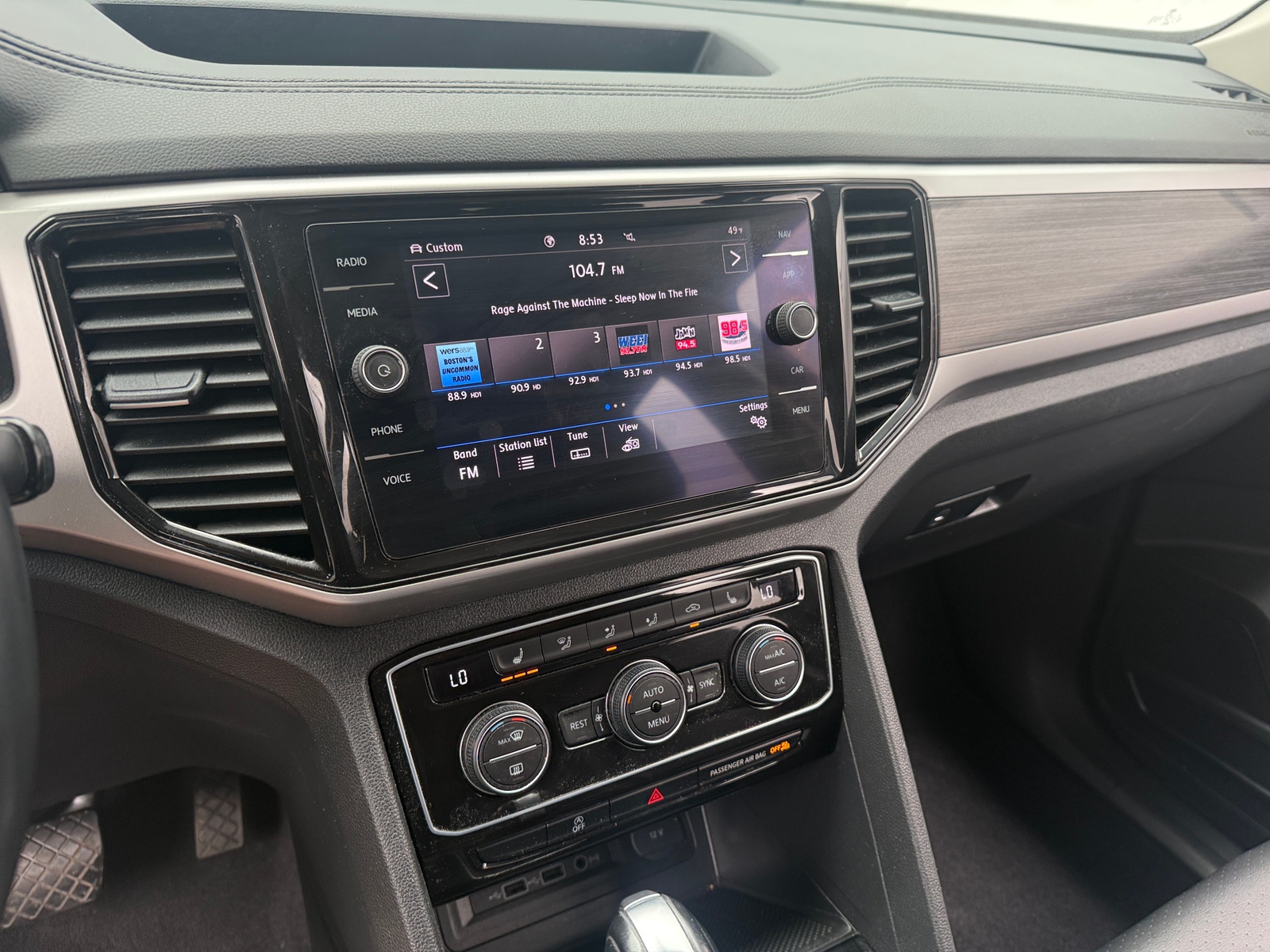 Thumbnail: 2021 Volkswagen Atlas - 3
