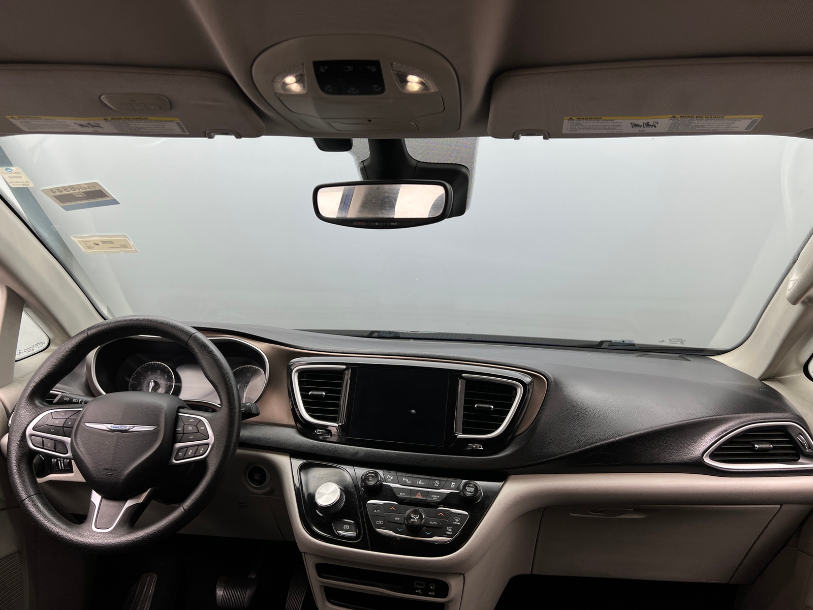 Thumbnail: 2019 Chrysler Pacifica - 3