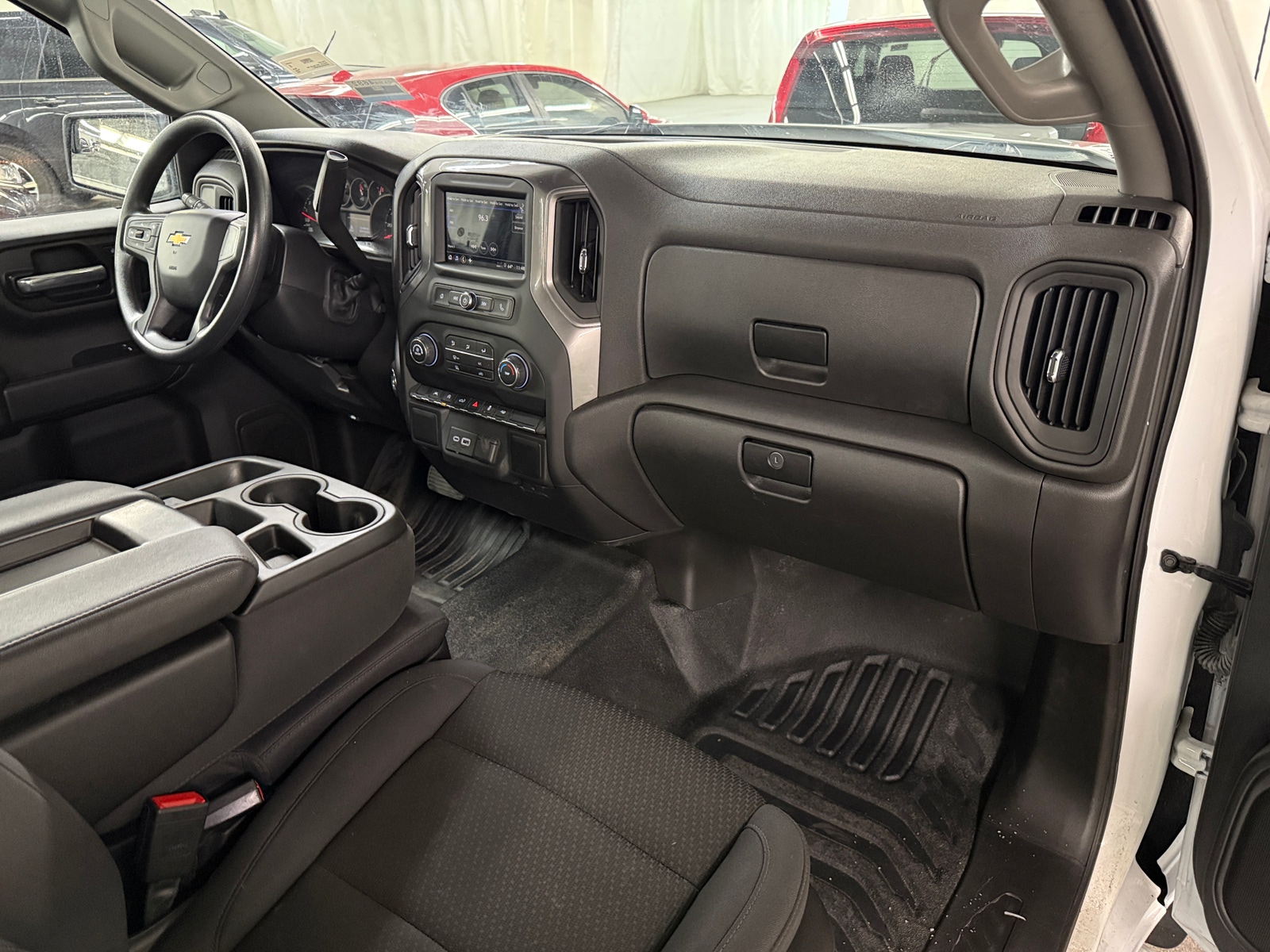 Thumbnail: 2025 Chevrolet Silverado 1500 - 3