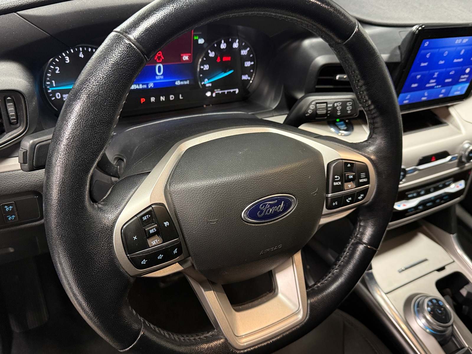 Thumbnail: 2021 Ford Explorer - 5