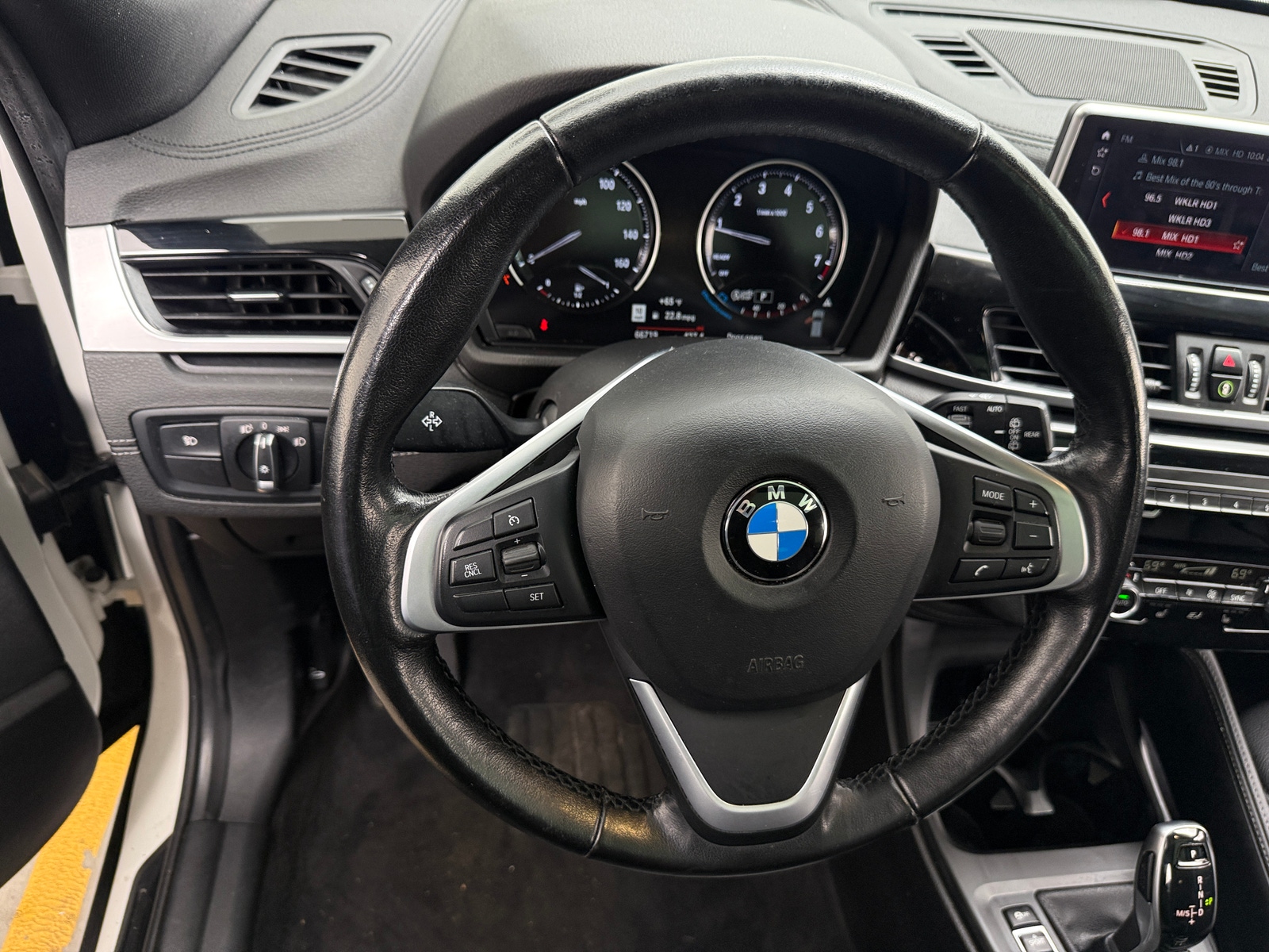 Thumbnail: 2022 BMW X2 - 4
