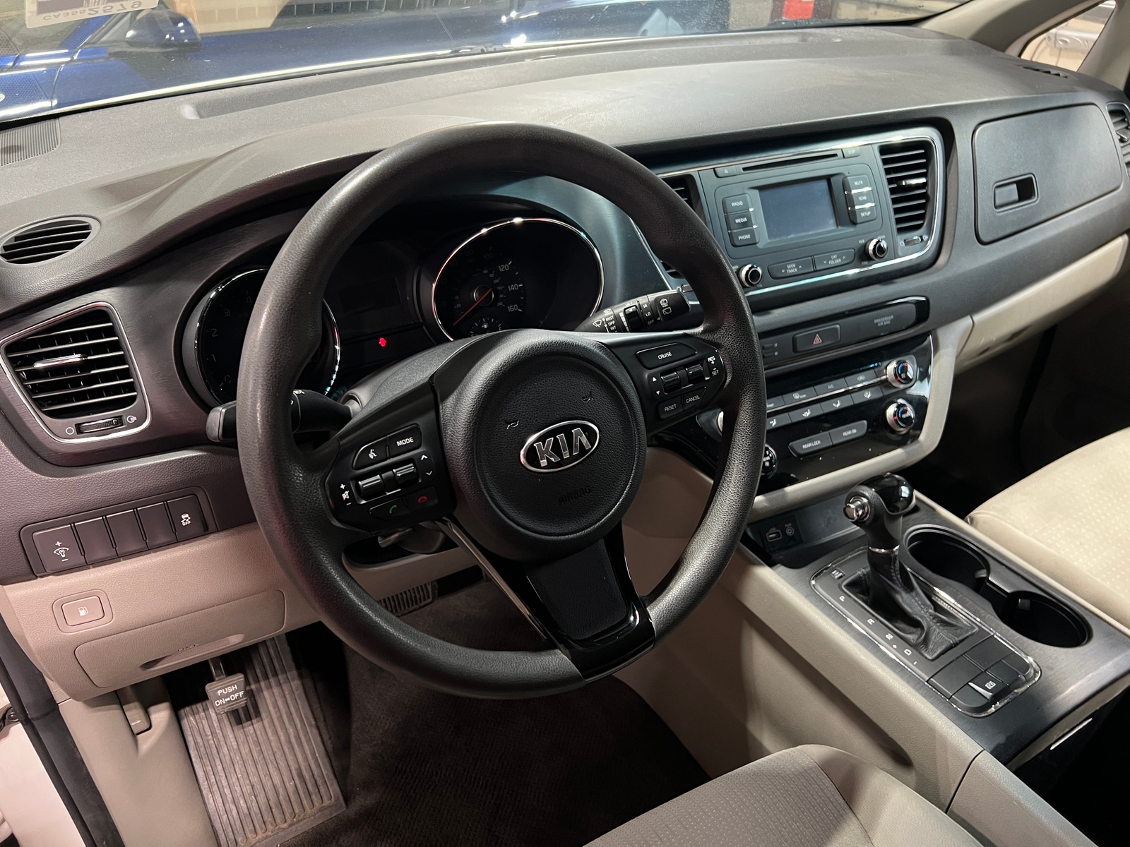 Thumbnail: 2017 Kia Sedona - 5