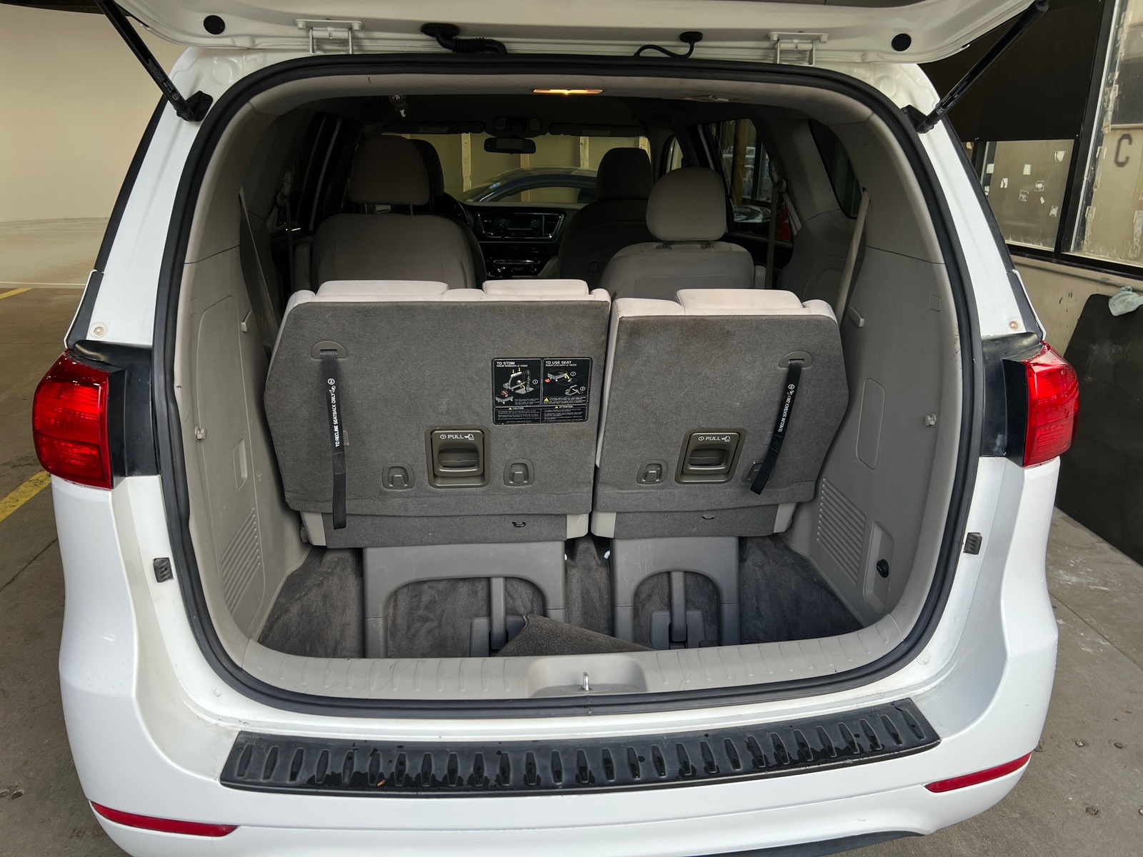 Thumbnail: 2017 Kia Sedona - 7