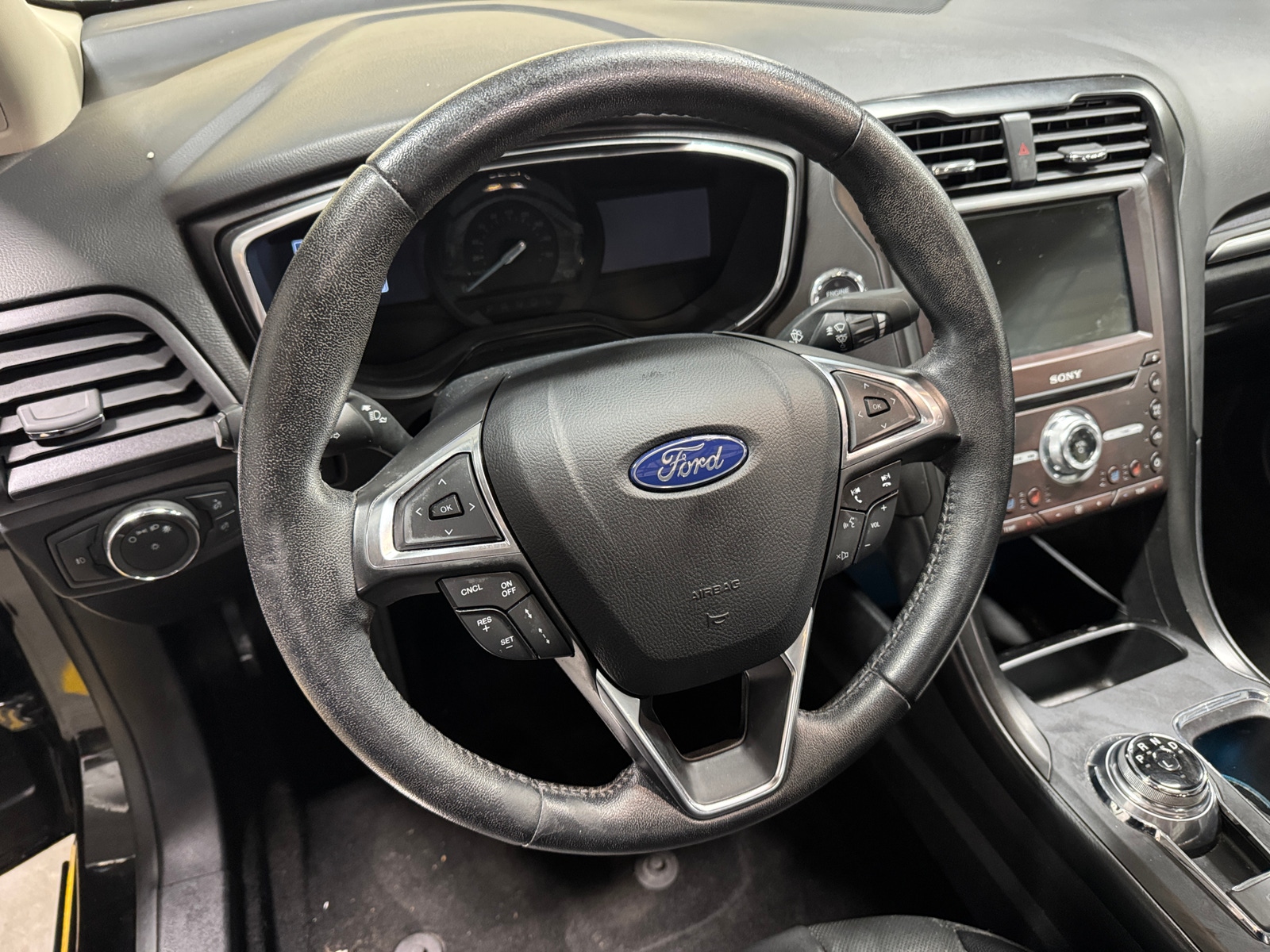 Thumbnail: 2020 Ford Fusion - 4
