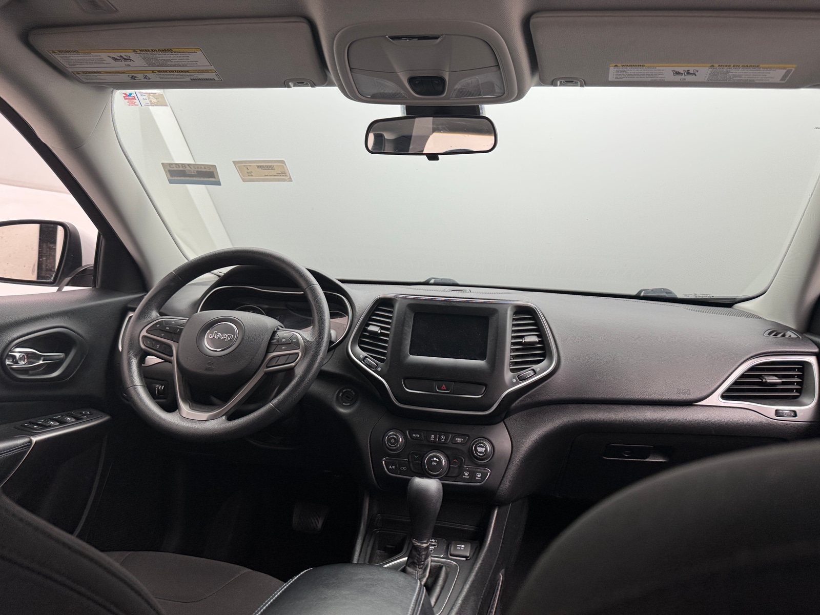 Thumbnail: 2019 Jeep Cherokee - 3