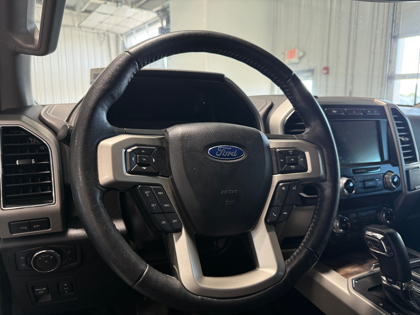 Thumbnail: 2020 Ford Econoline - 4