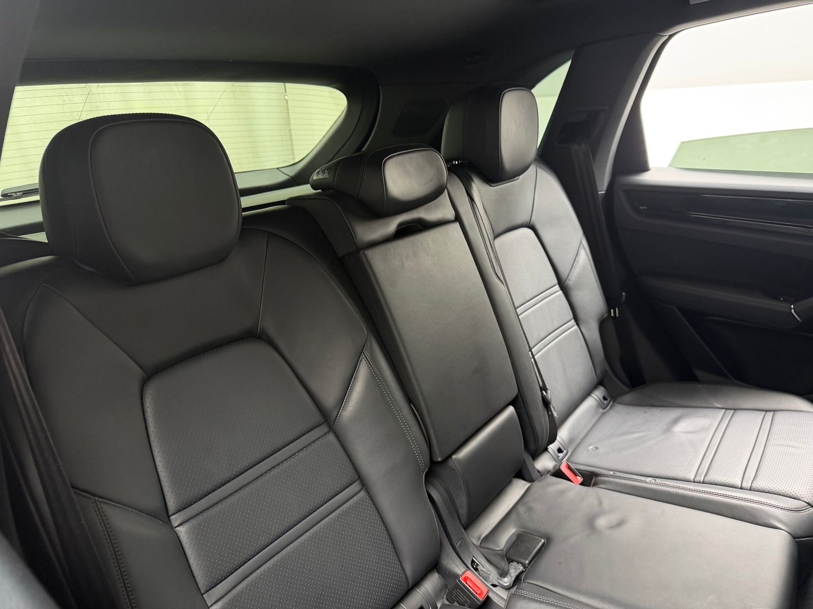 Thumbnail: 2019 Porsche Cayenne - 5