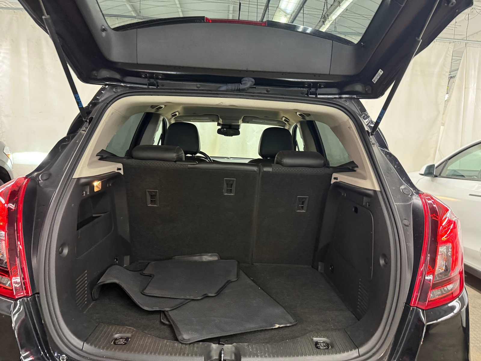 Thumbnail: 2019 Buick Encore - 6