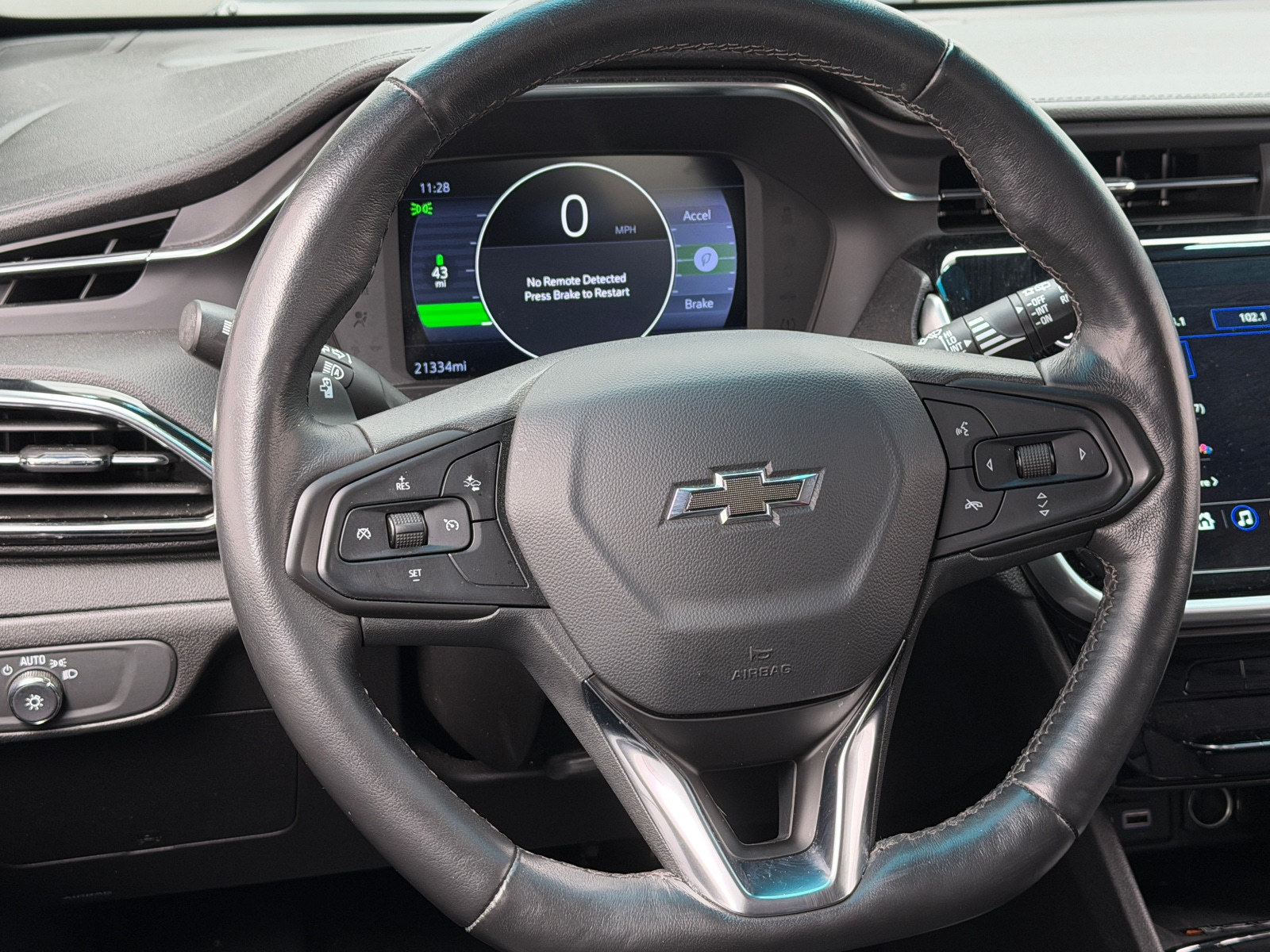 Thumbnail: 2023 Chevrolet Bolt EV - 4