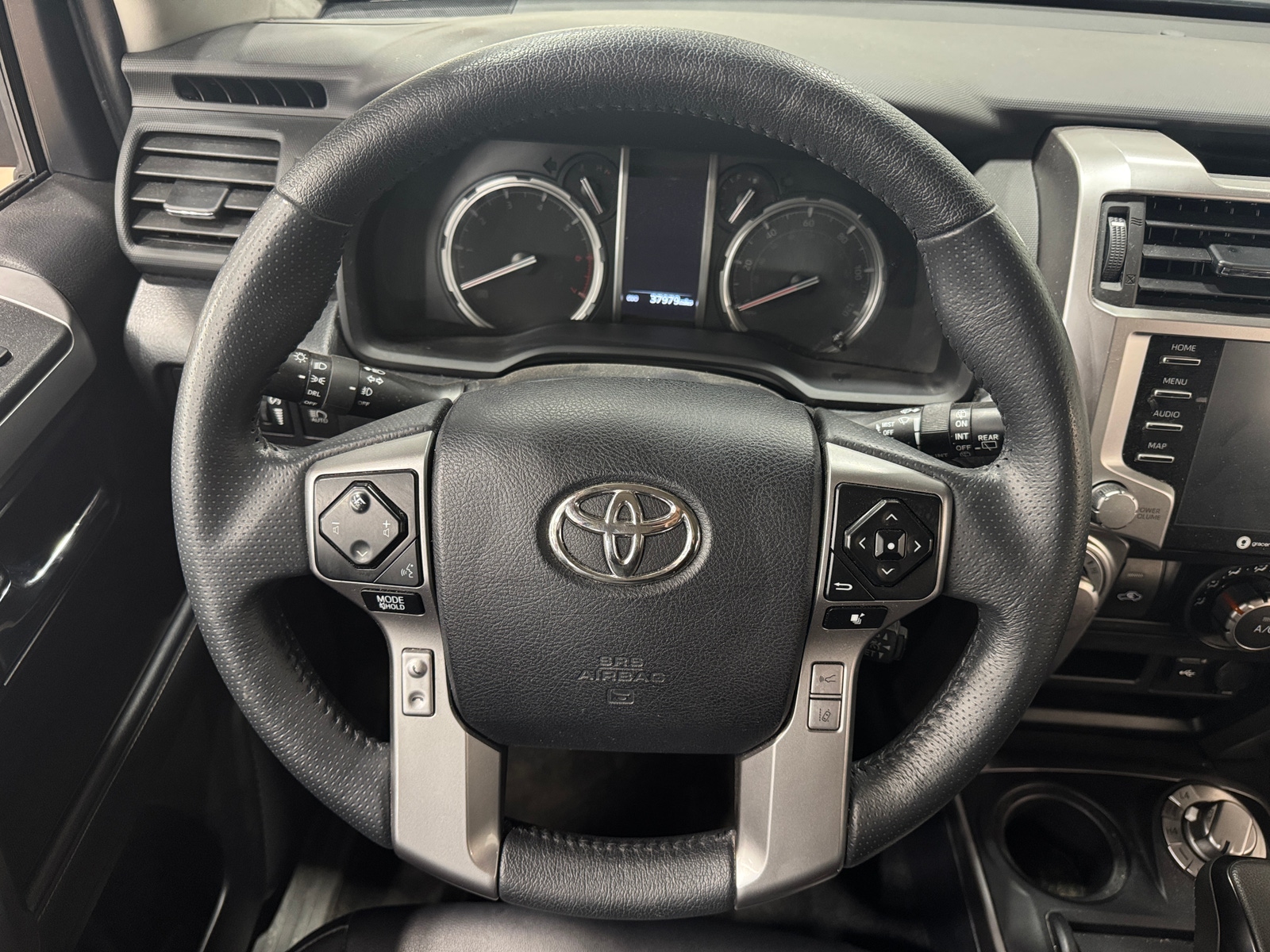 Thumbnail: 2023 Toyota 4Runner - 4