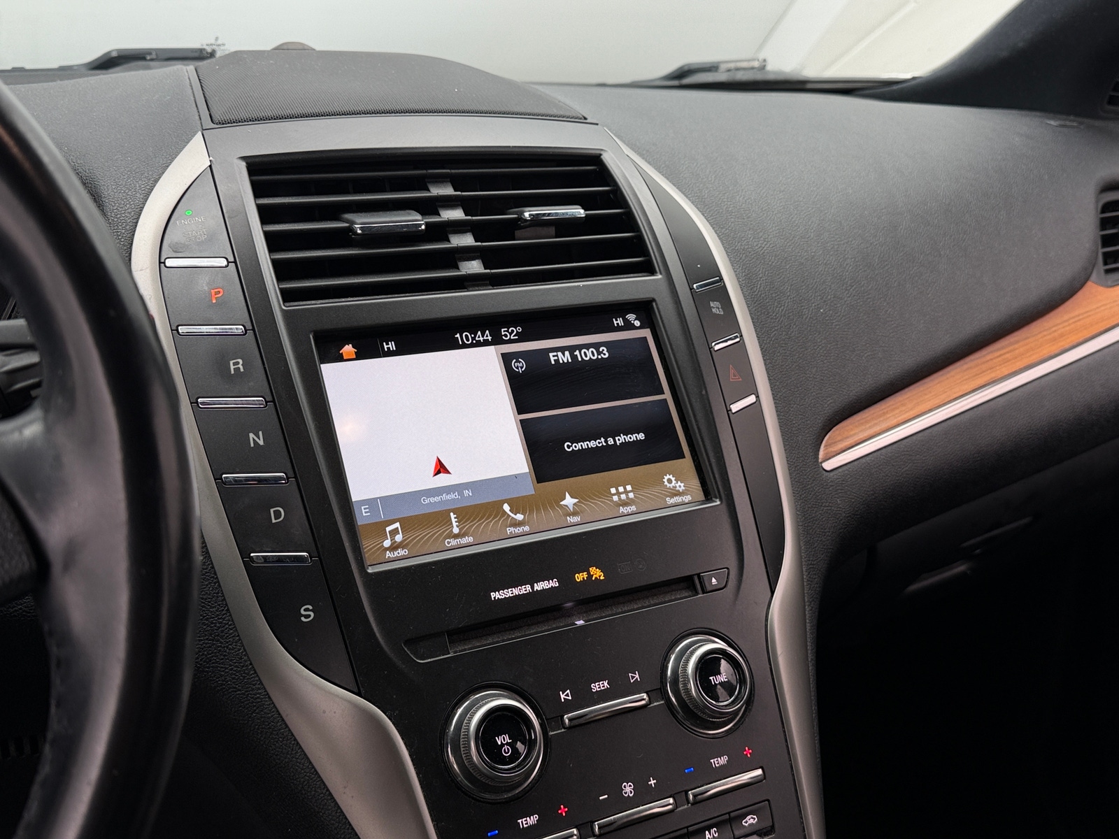 Thumbnail: 2017 Lincoln MKC - 3