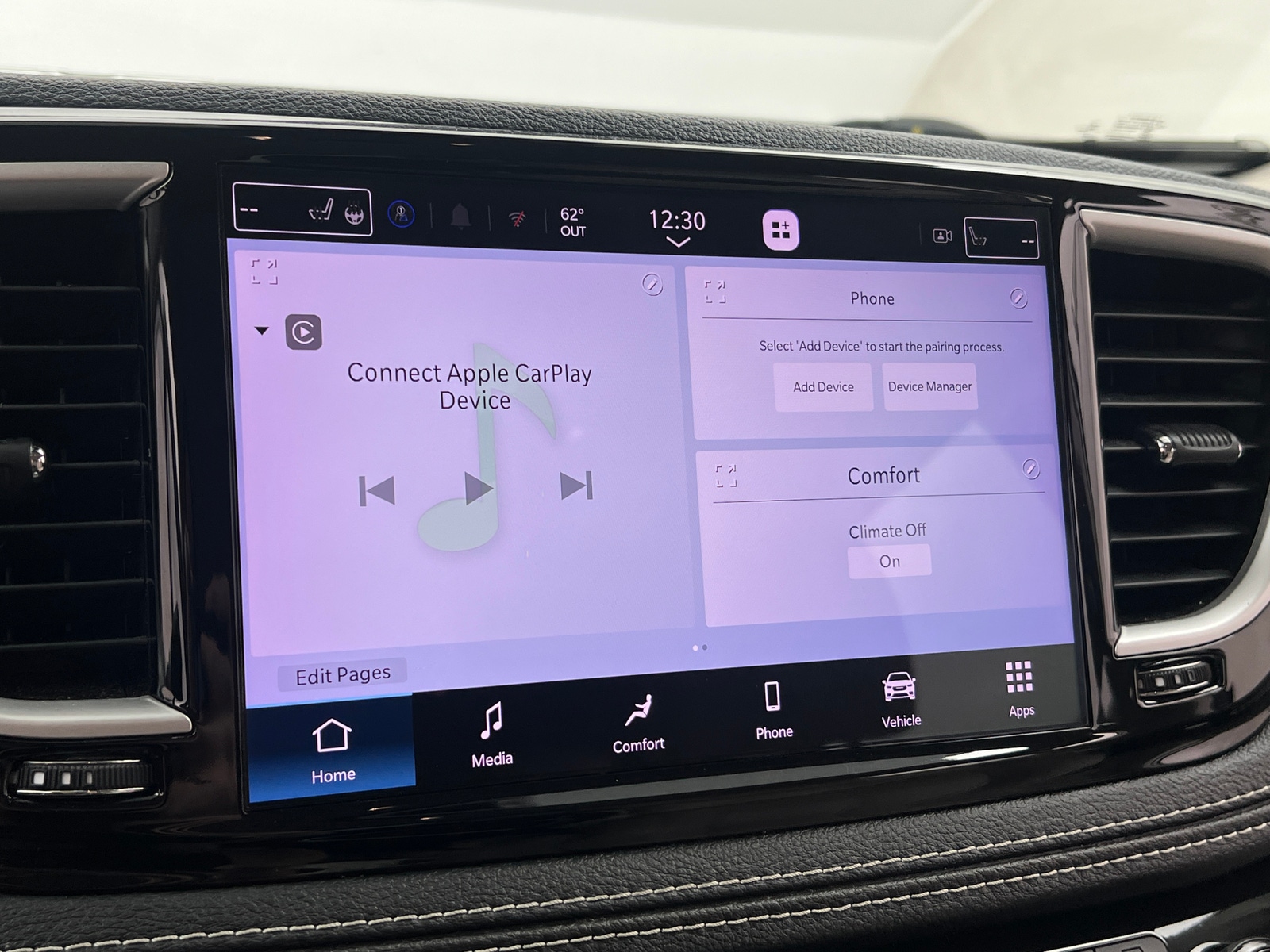 Thumbnail: 2021 Chrysler Pacifica - 3