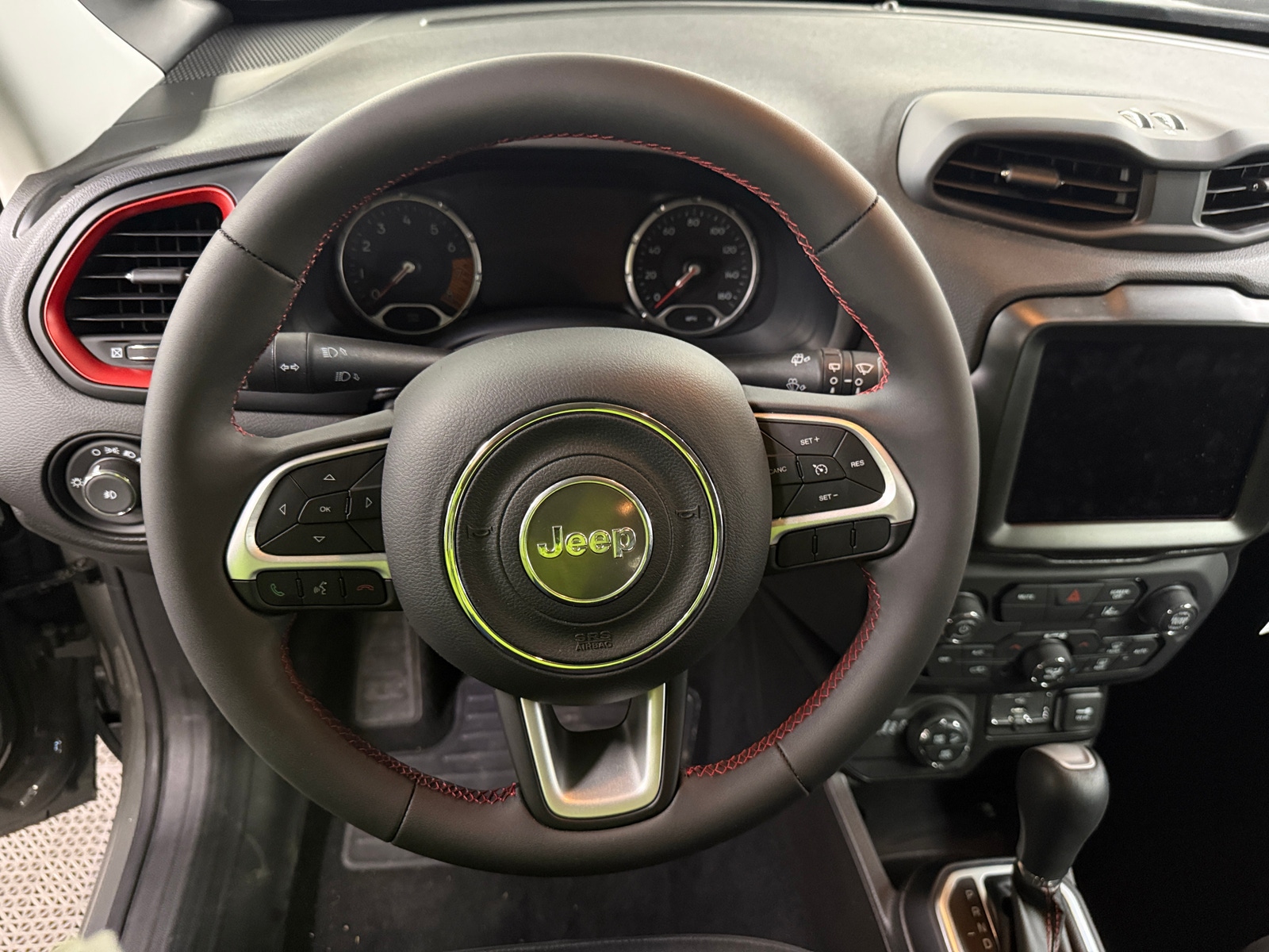 Thumbnail: 2023 Jeep Renegade - 5