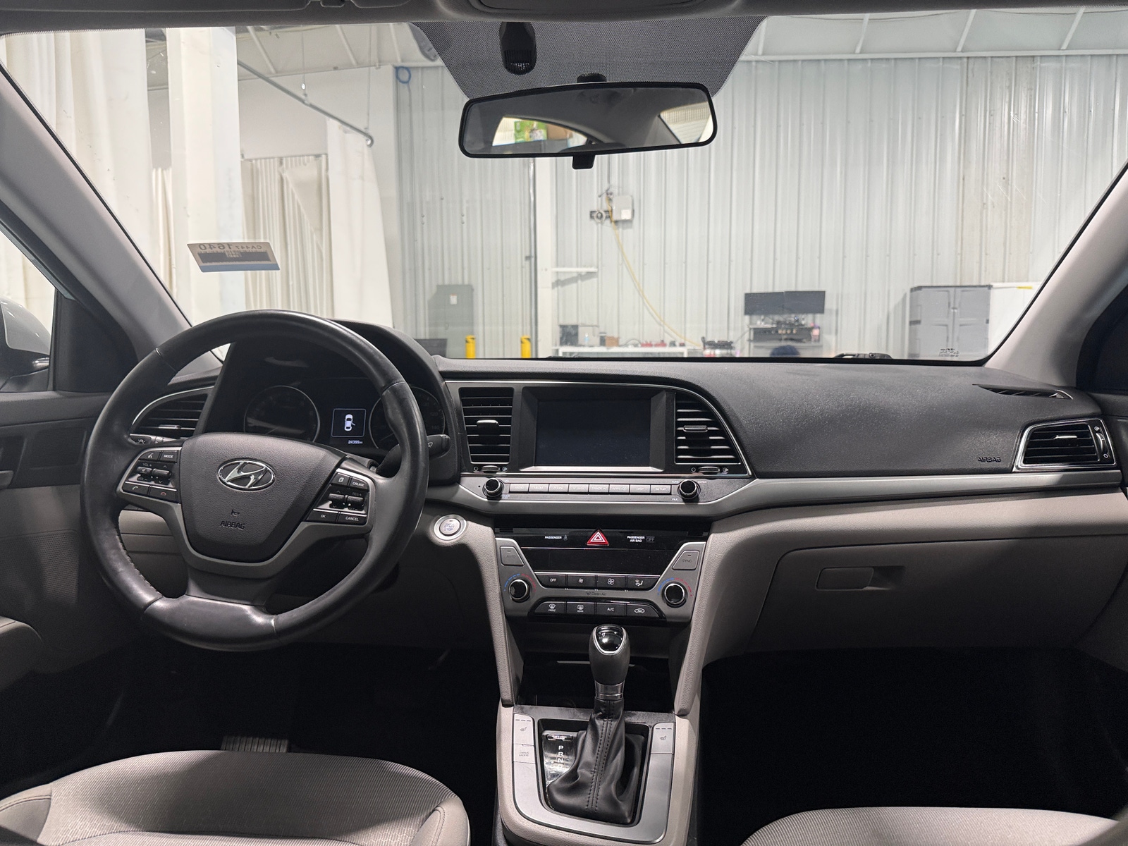 Thumbnail: 2017 Hyundai Elantra - 3