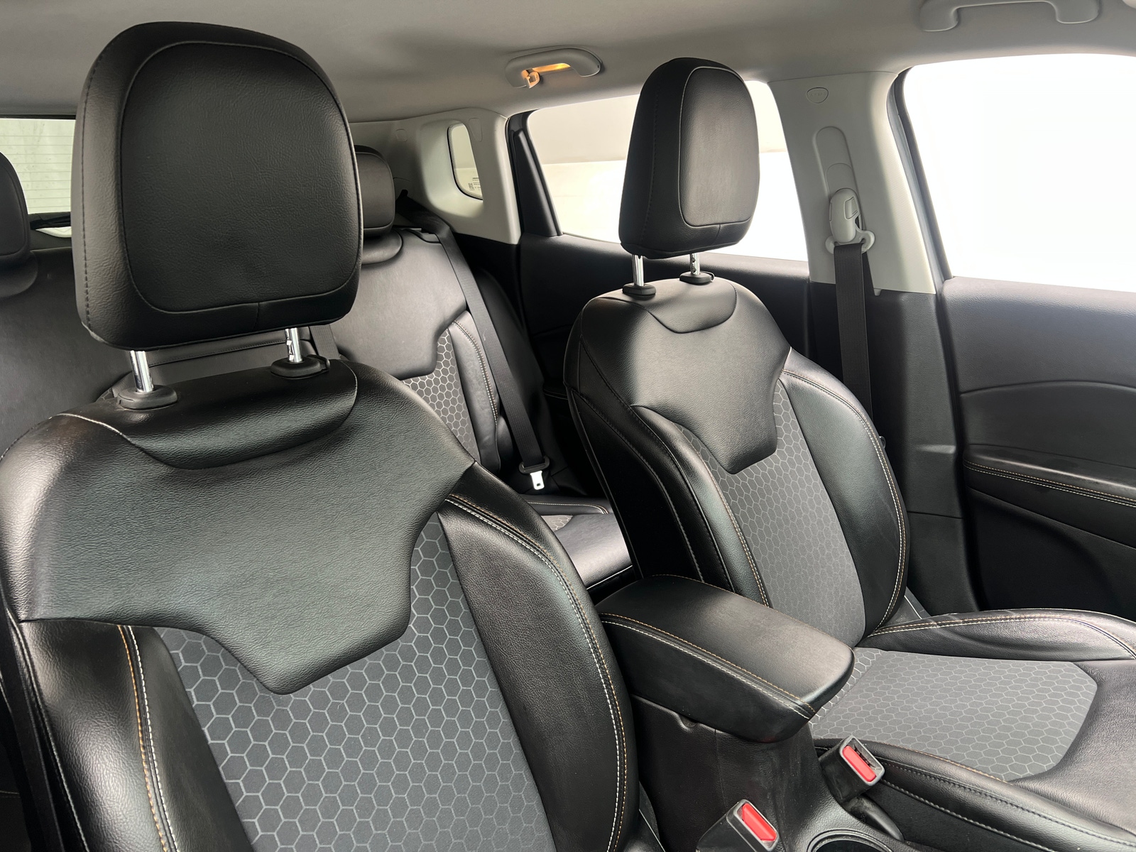Thumbnail: 2018 Jeep Compass - 2