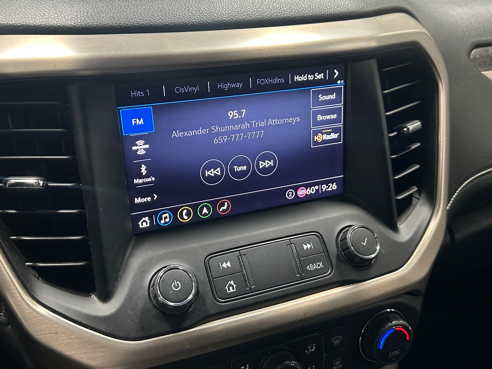 Thumbnail: 2020 GMC Acadia - 3