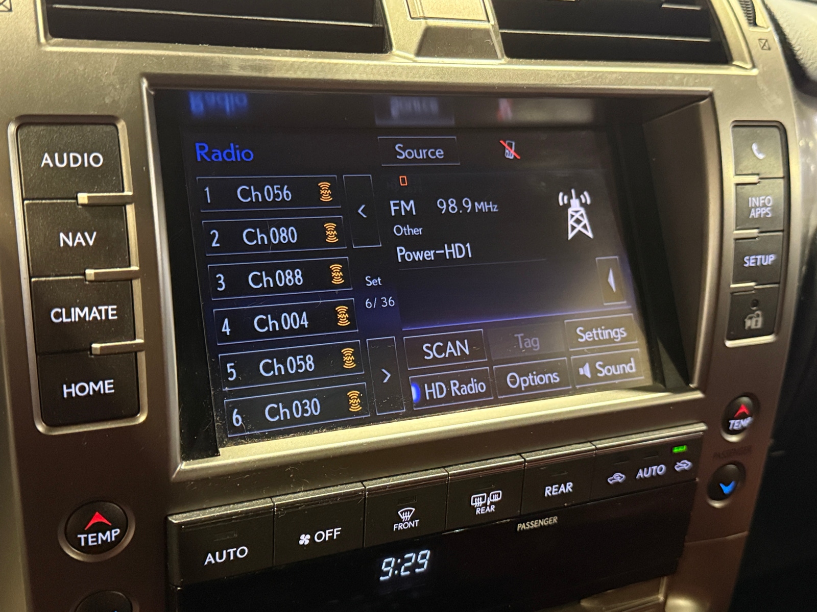 Thumbnail: 2021 Lexus GX - 3