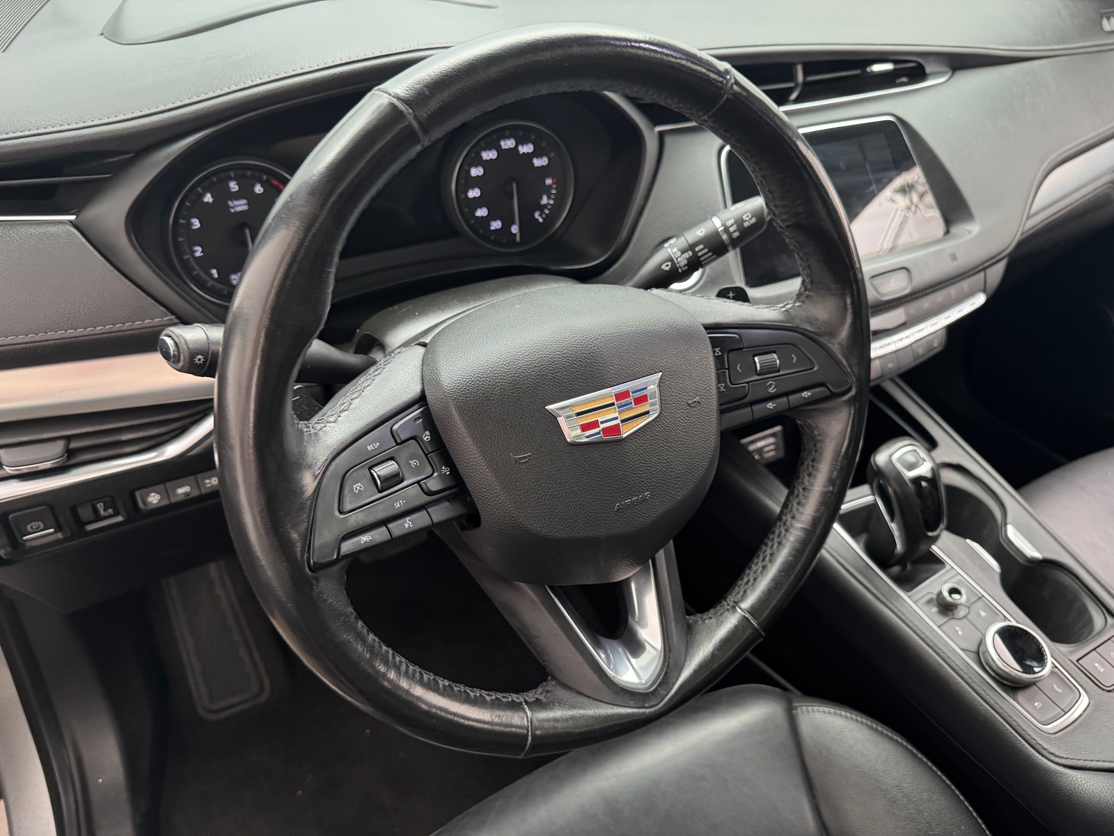 Thumbnail: 2019 Cadillac XT4 - 4